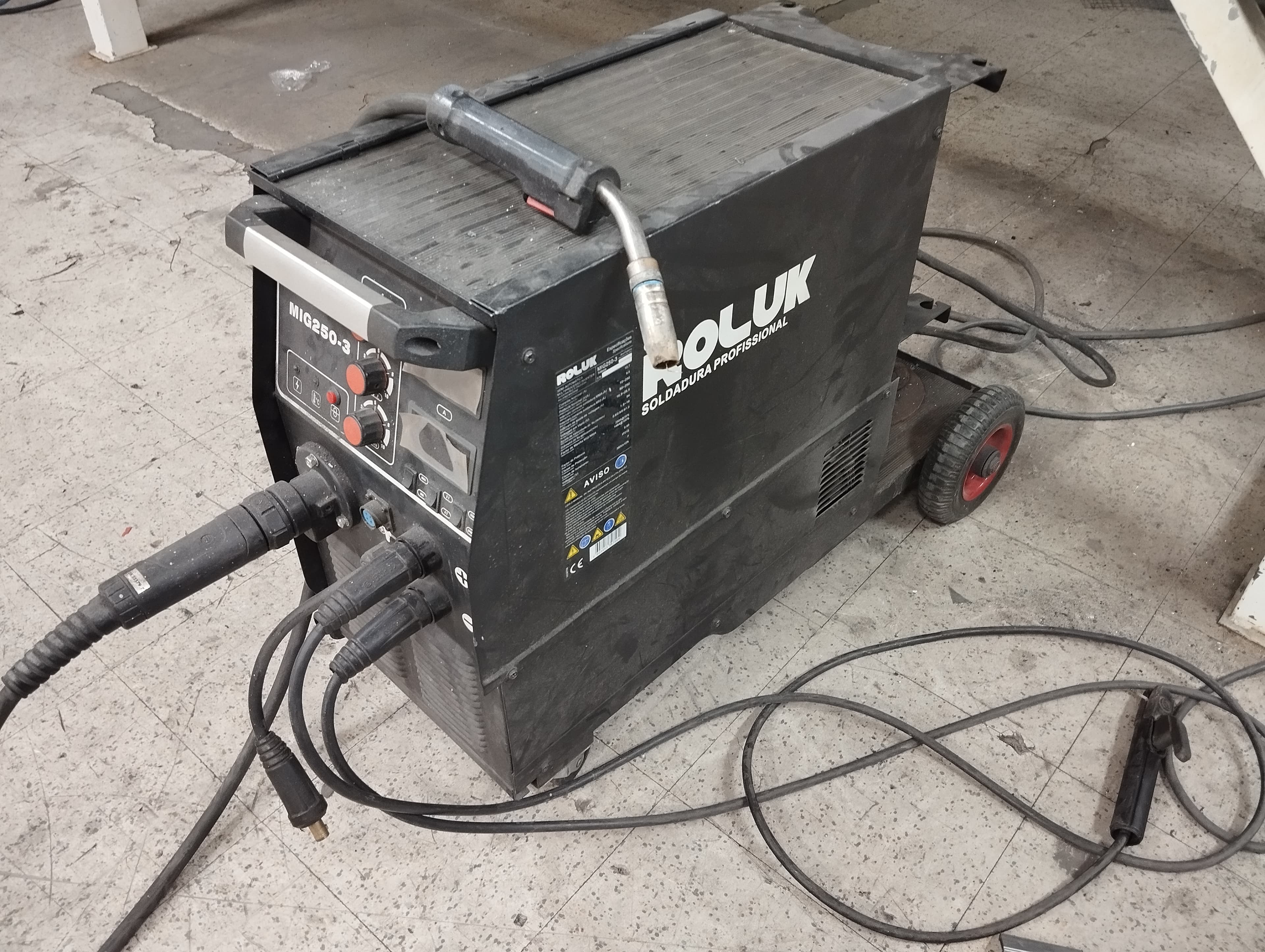 Equipamentos · Indústria Metalomecânica — image 23