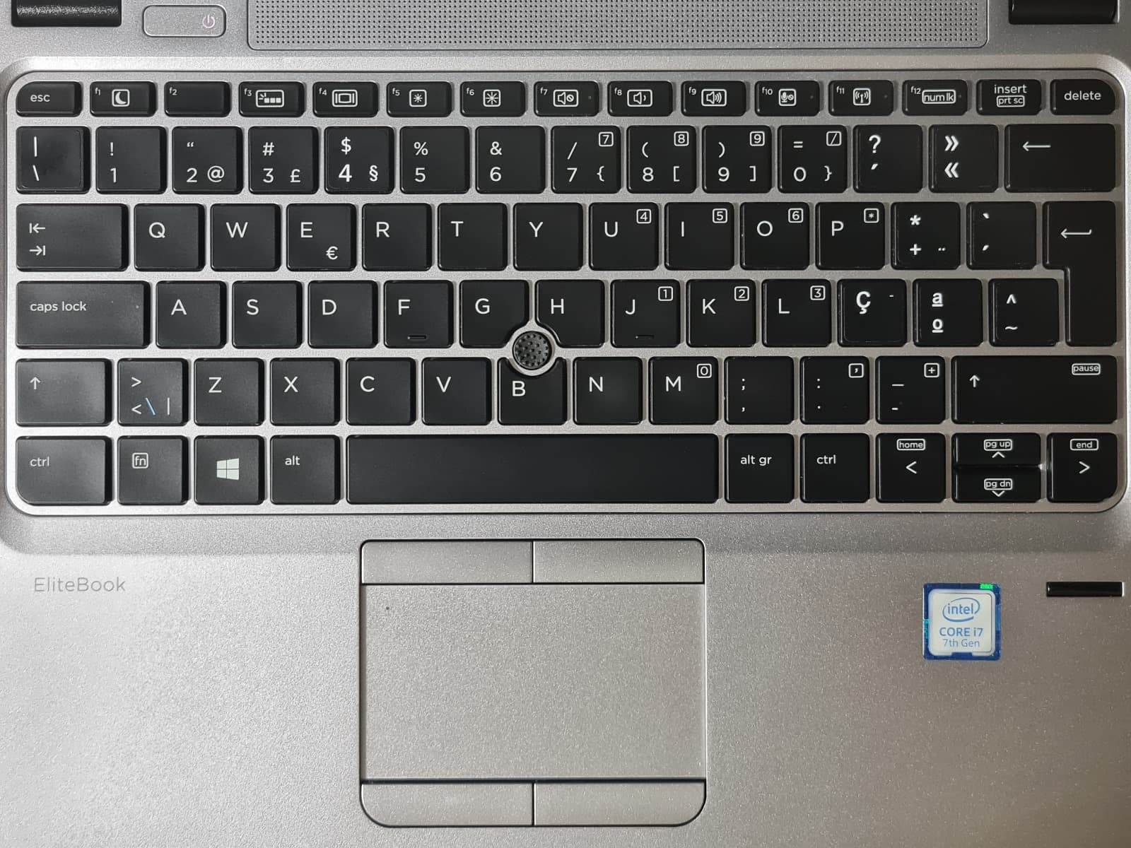 Portátil HP EliteBook 820 G4 — imagem 4