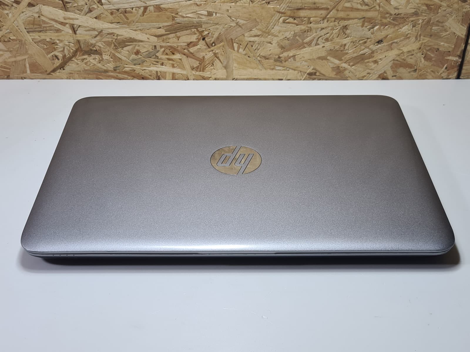 Portátil HP EliteBook 820 G4 — imagem 8