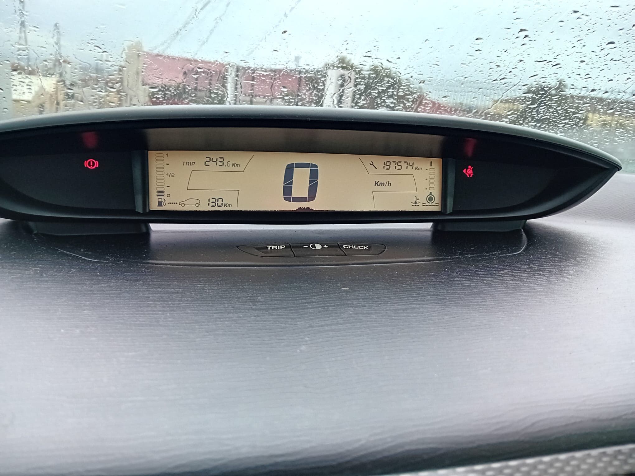 Citroën C4 · Ano 2008 — imagen 18