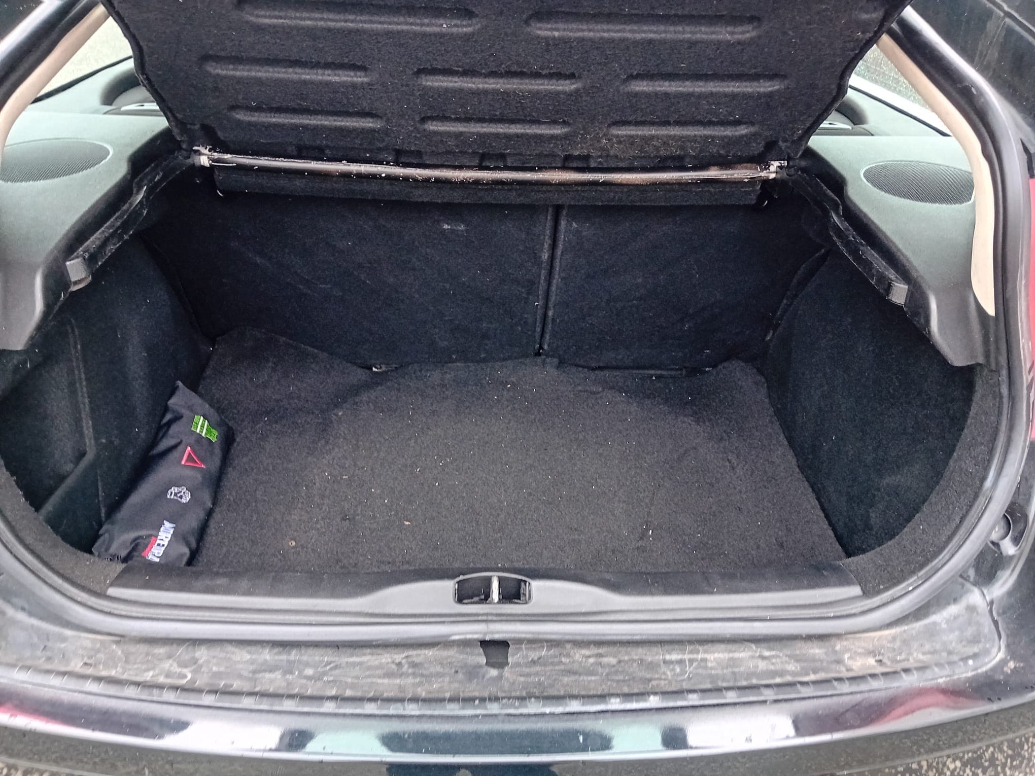 Citroën C4 · Ano 2008 — imagen 8
