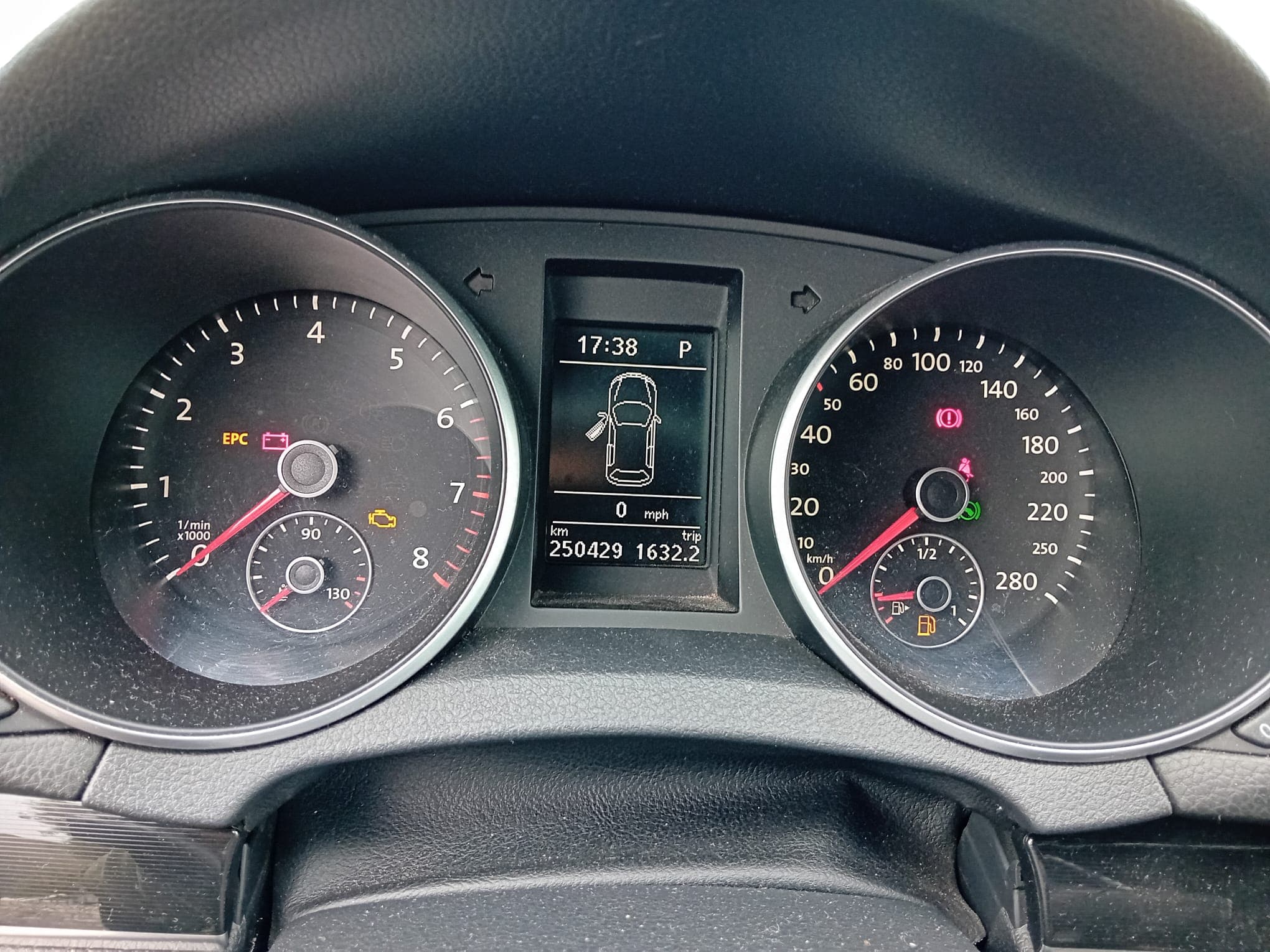 Volkswagen Golf GTI · Ano 2010 — imagem 25