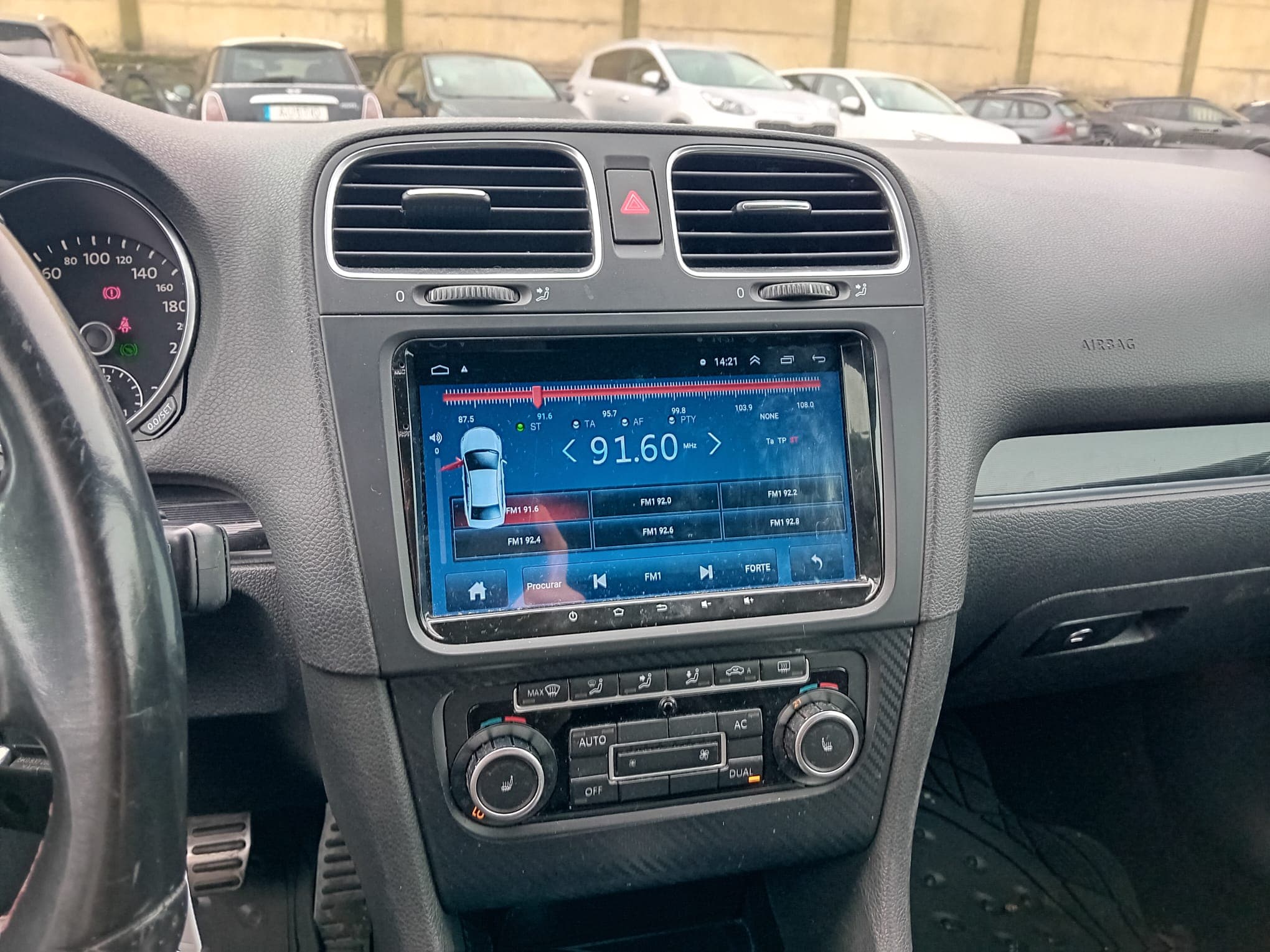 Volkswagen Golf GTI · Ano 2010 — imagem 26