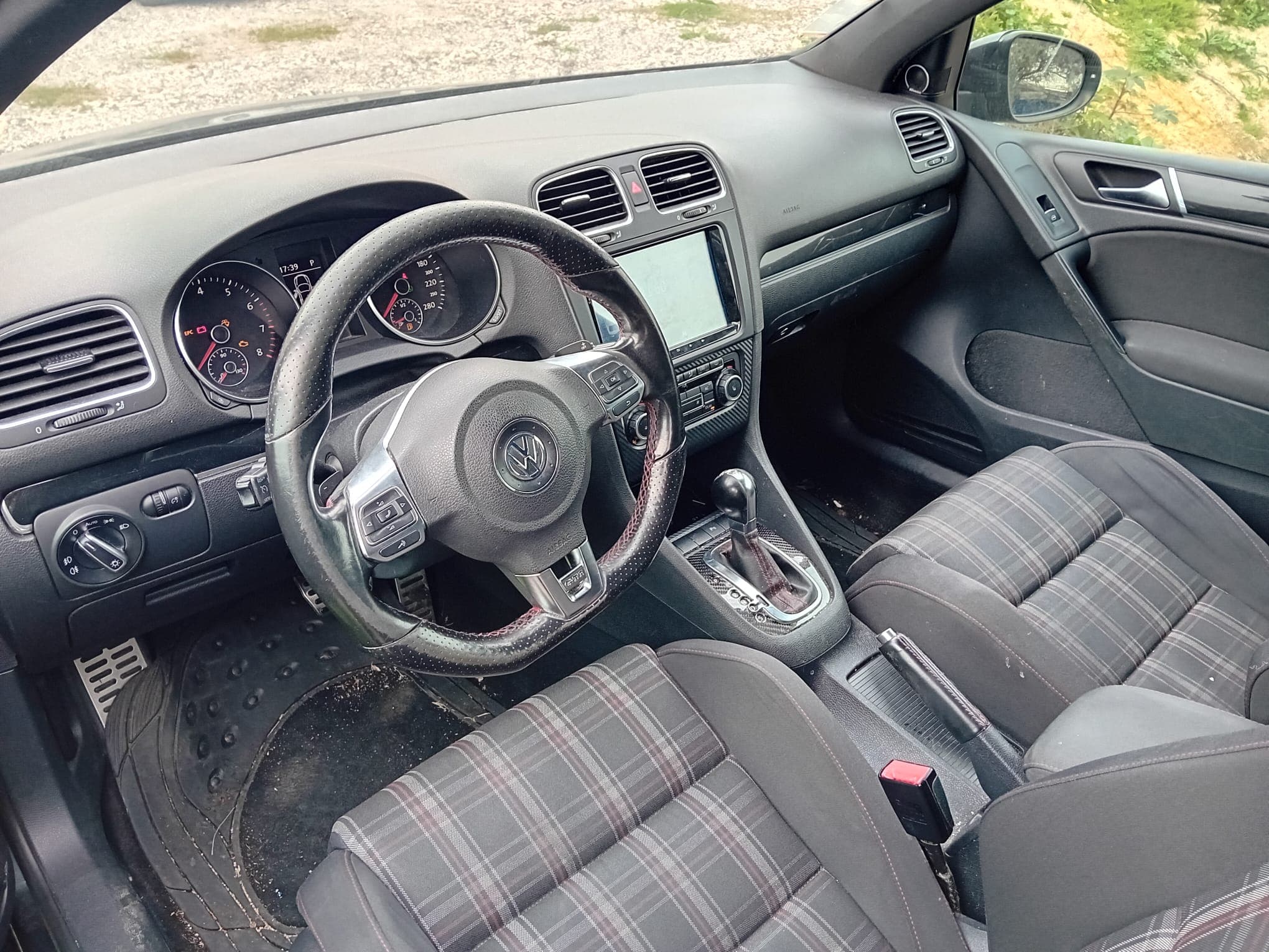 Volkswagen Golf GTI · Ano 2010 — imagem 17