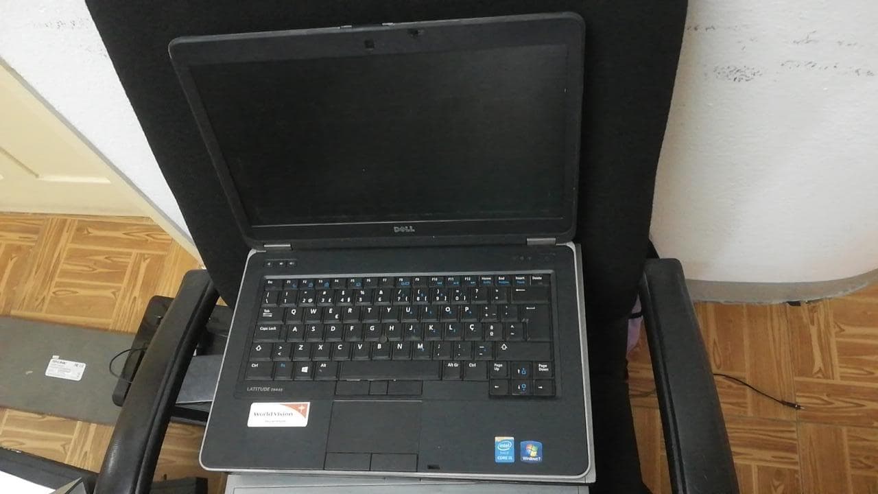 Portátil Dell Latitude E6440 — image 1