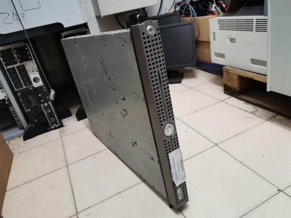 Servidor Dell PowerEdge R200 — imagen 3