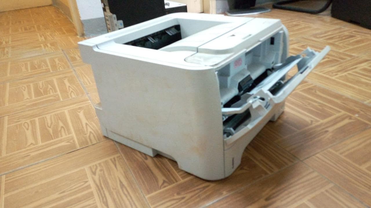 Impressora HP LaserJet P2035 — imagem 2