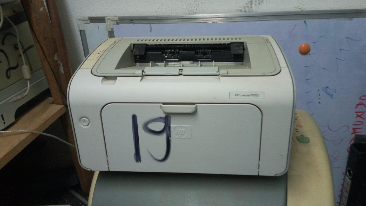 Impressora HP Laserjet P1005 — imagen 2