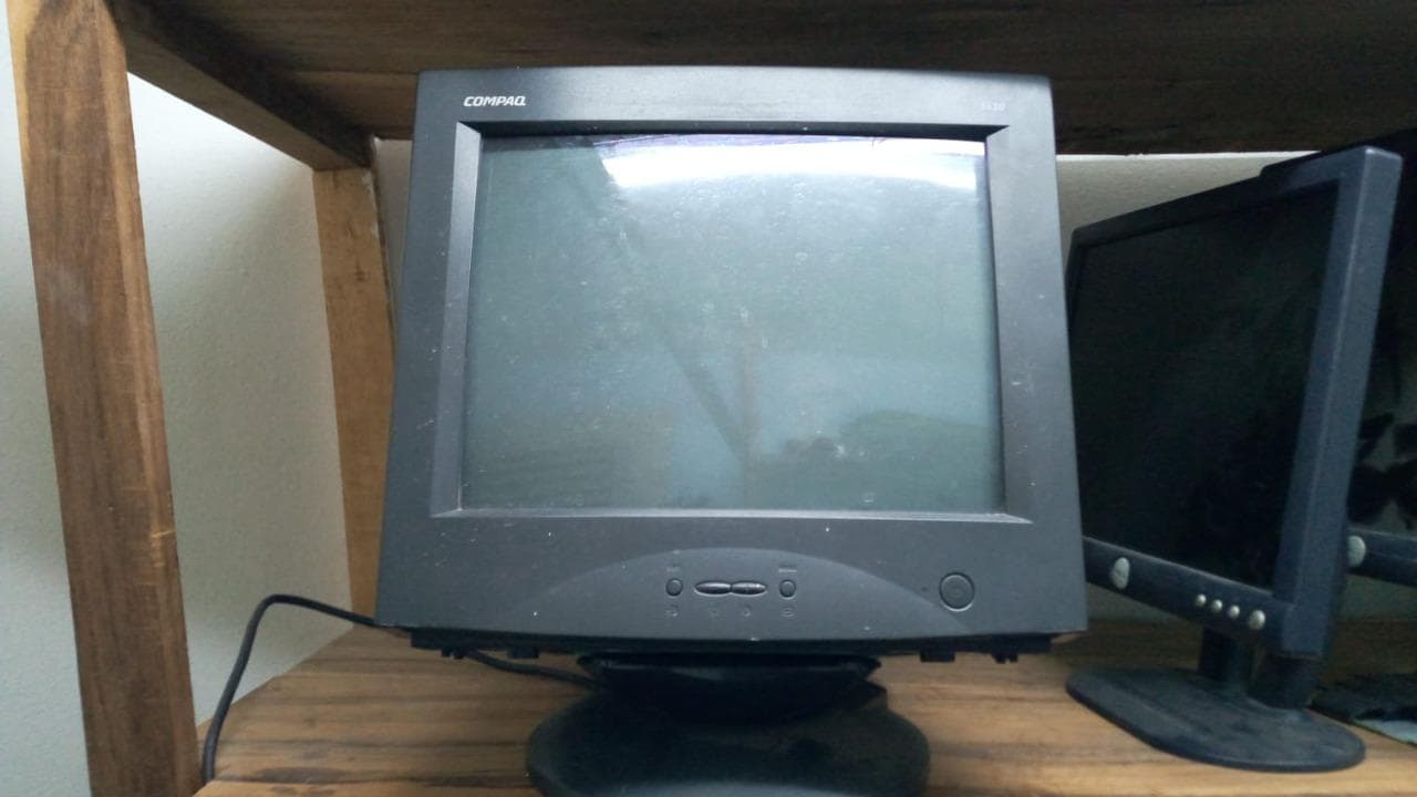 Monitor Compaq s510 — imagem 1
