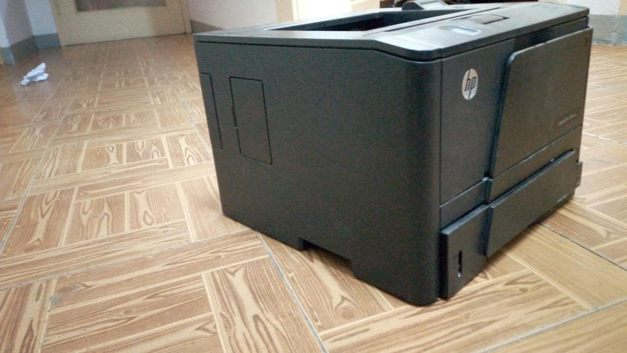 Impressoras HP Laserjet Pro400 M401dn