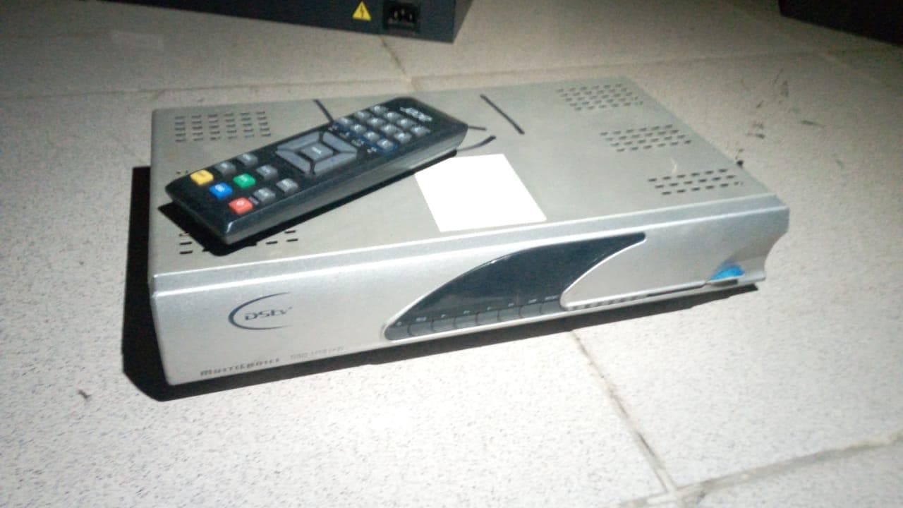 Decoder DSTV — imagen 1