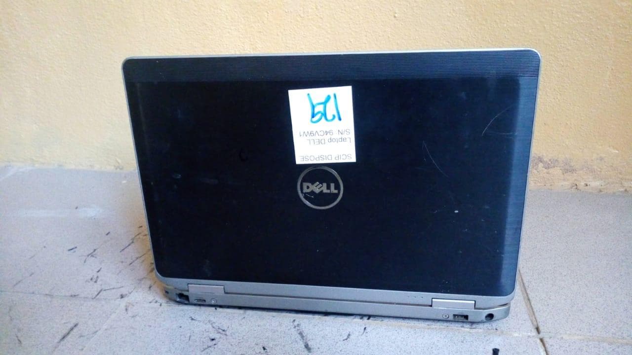 Portátil Dell — imagen 3