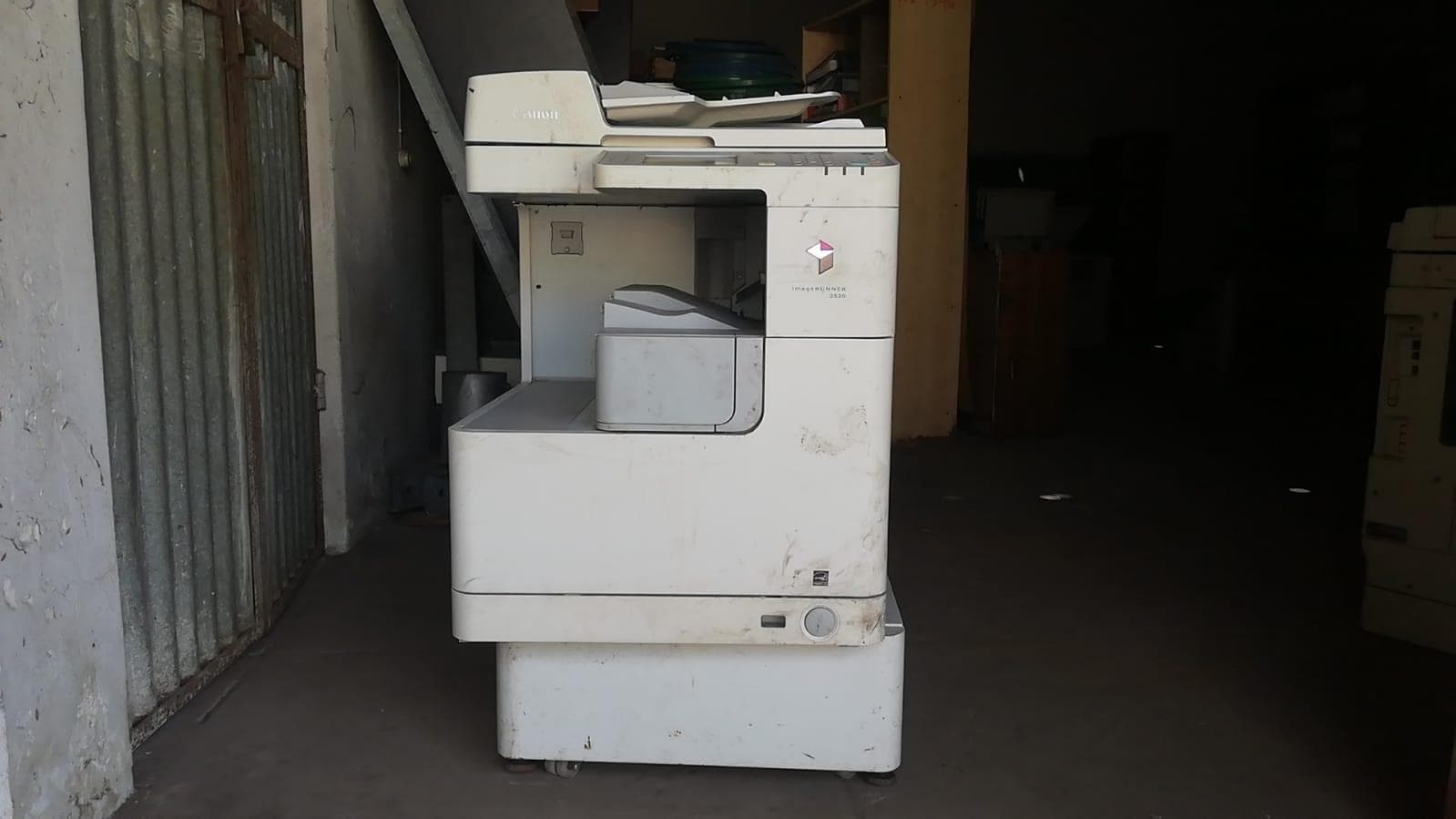 Impressora Canon ImageRUNNER 2520 — imagem 2