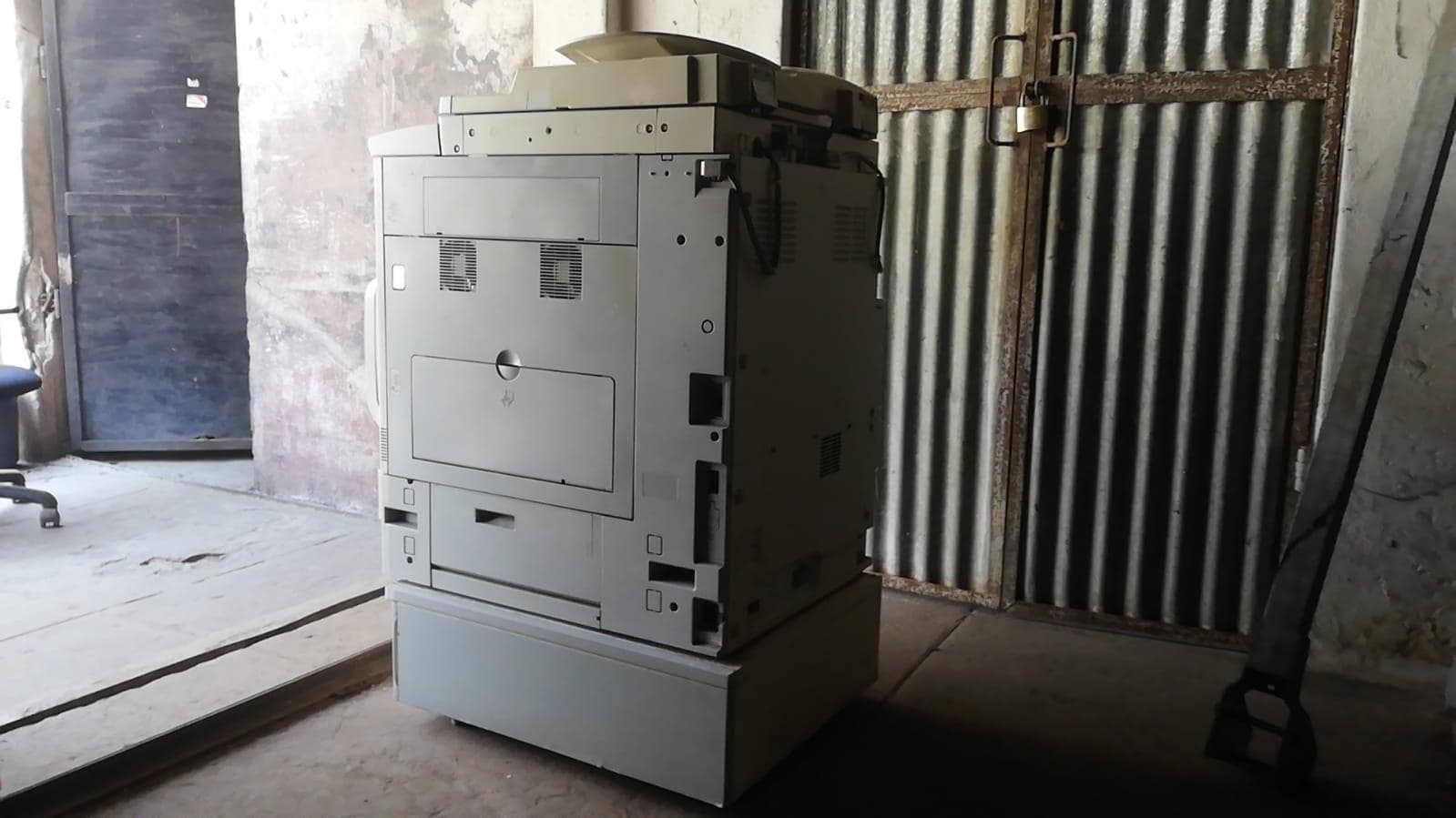 Impressora Canon ImageRUNNER C2380i — imagem 3