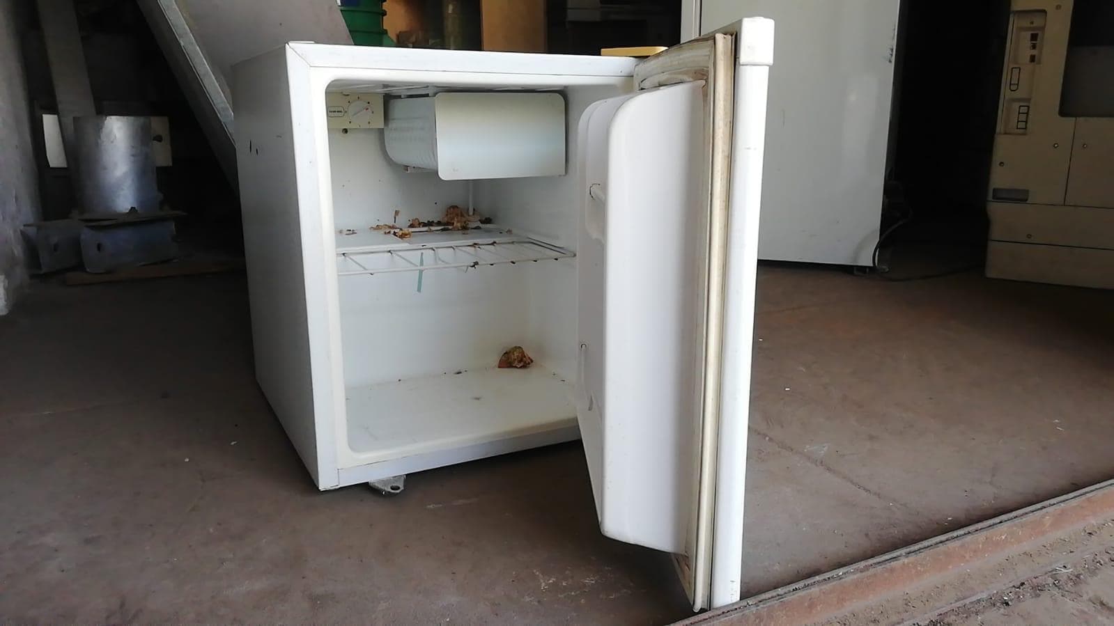Mini Freezer Super General — imagen 2