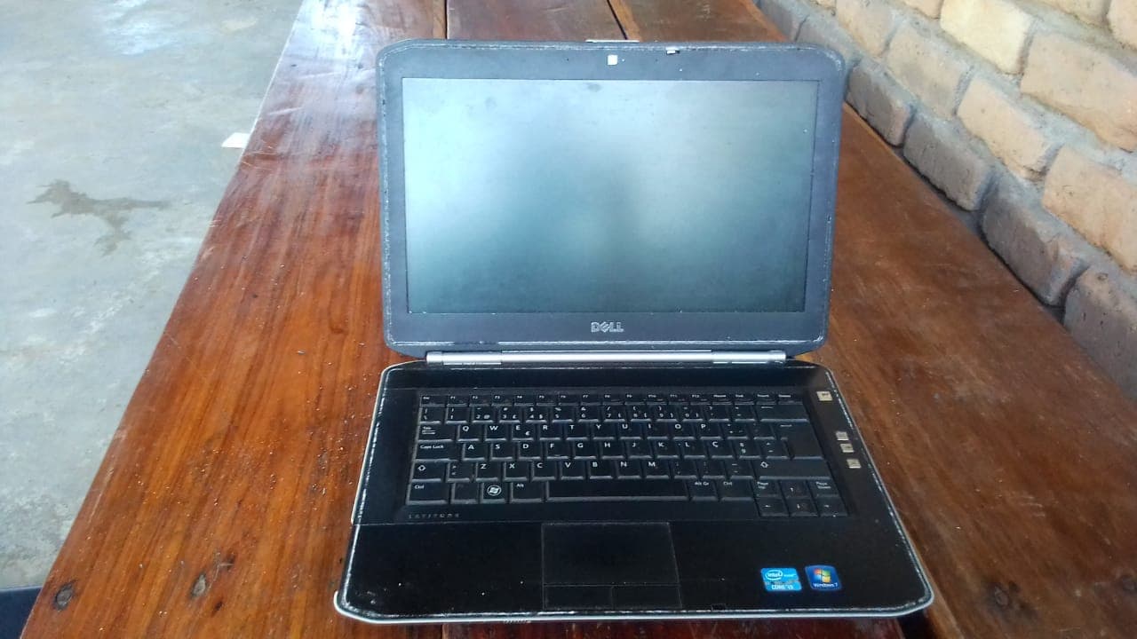 Portátil Dell Latitude — imagem 2