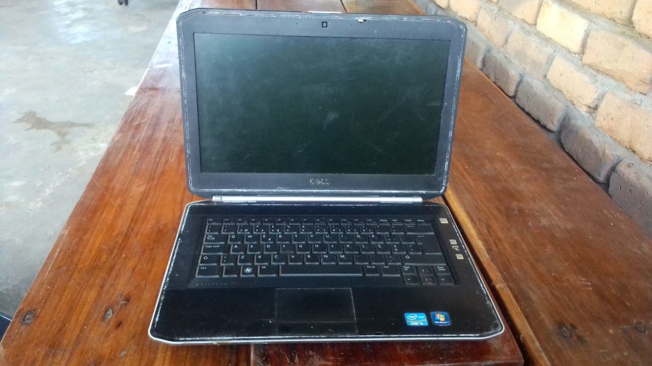 Portátil Dell Latitude — imagem 2