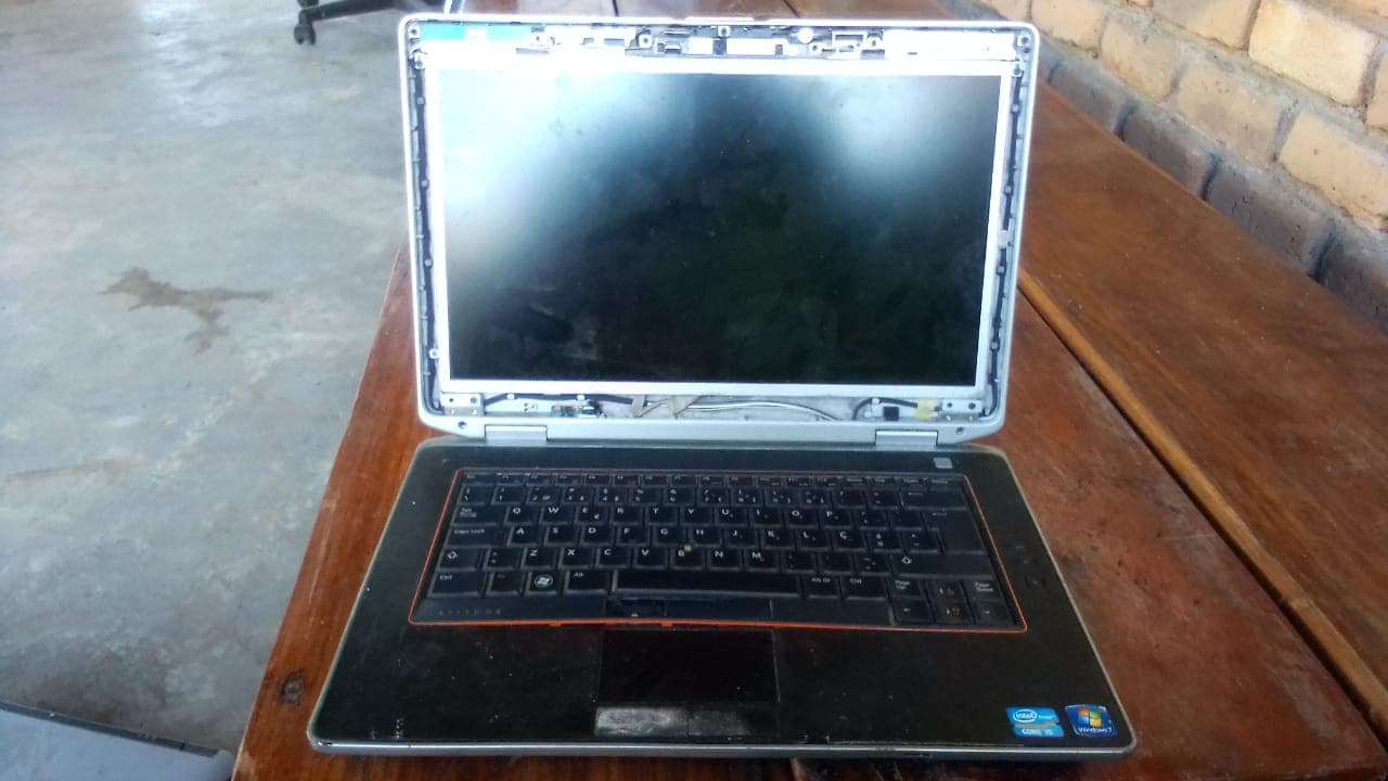 Portátil Dell Latitude — imagem 2