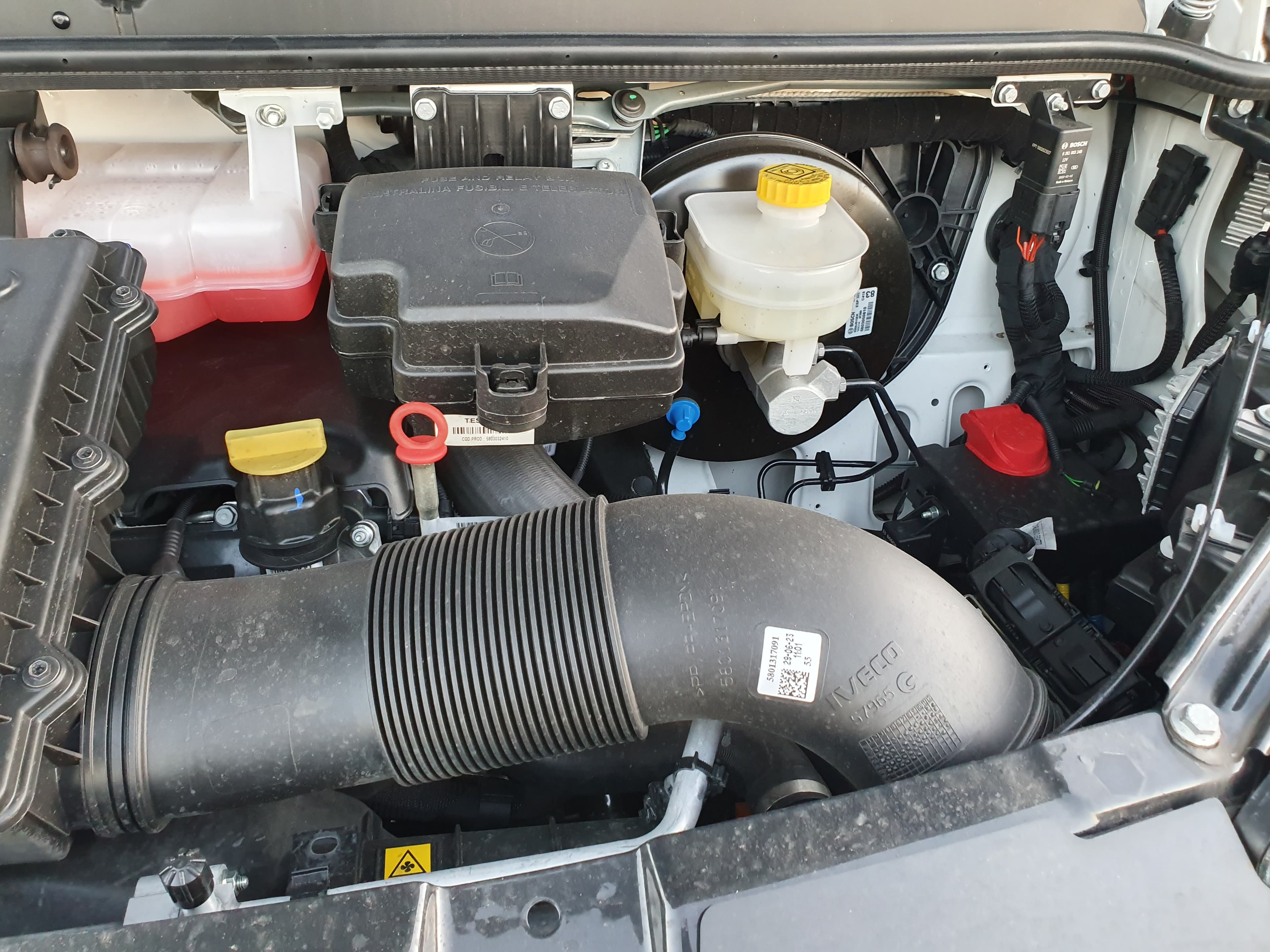 Iveco 35S18 · Ano 2023 — imagem 35