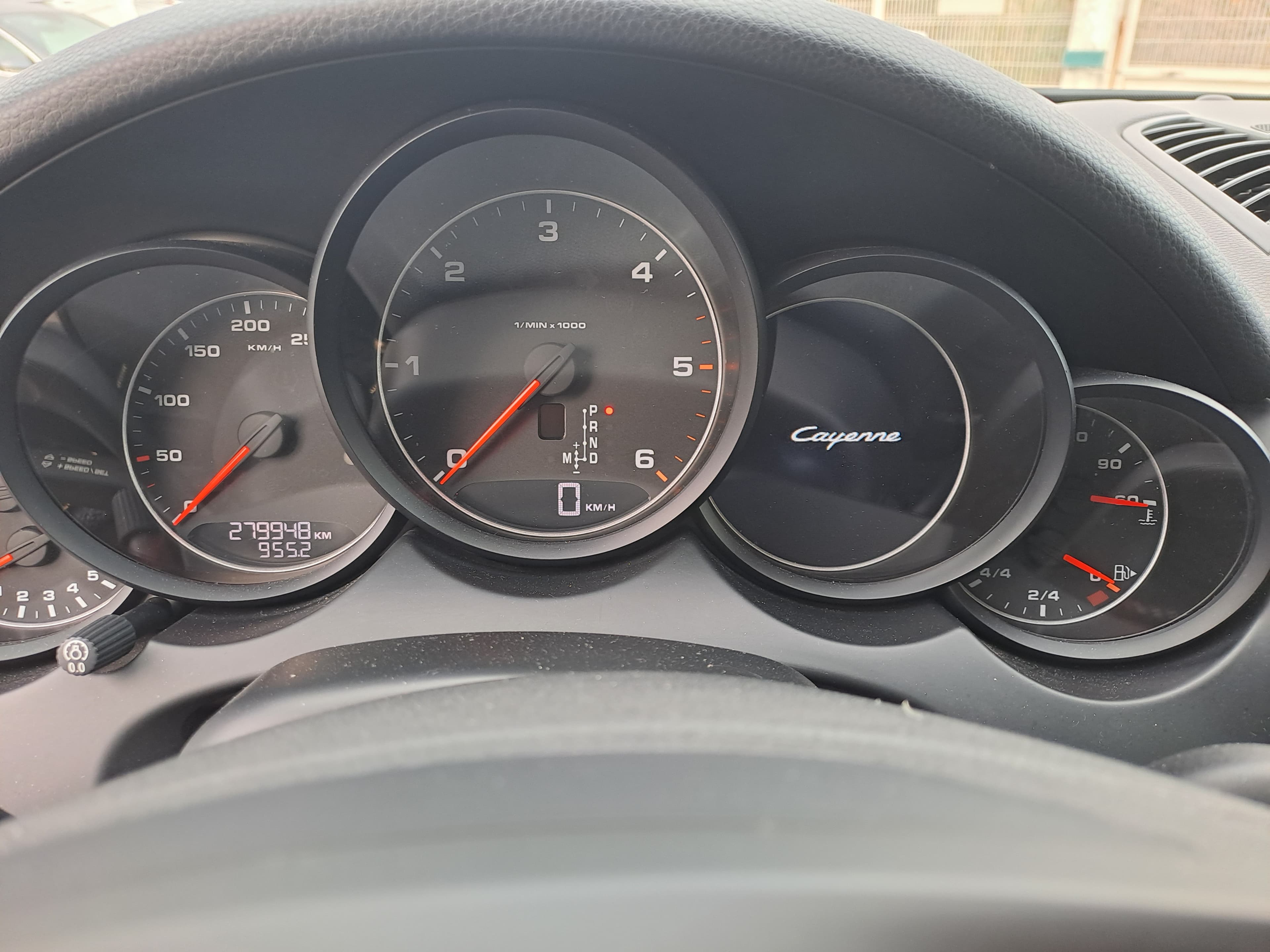 Porsche Cayenne 3.0 V6 · Ano 2012 — image 27