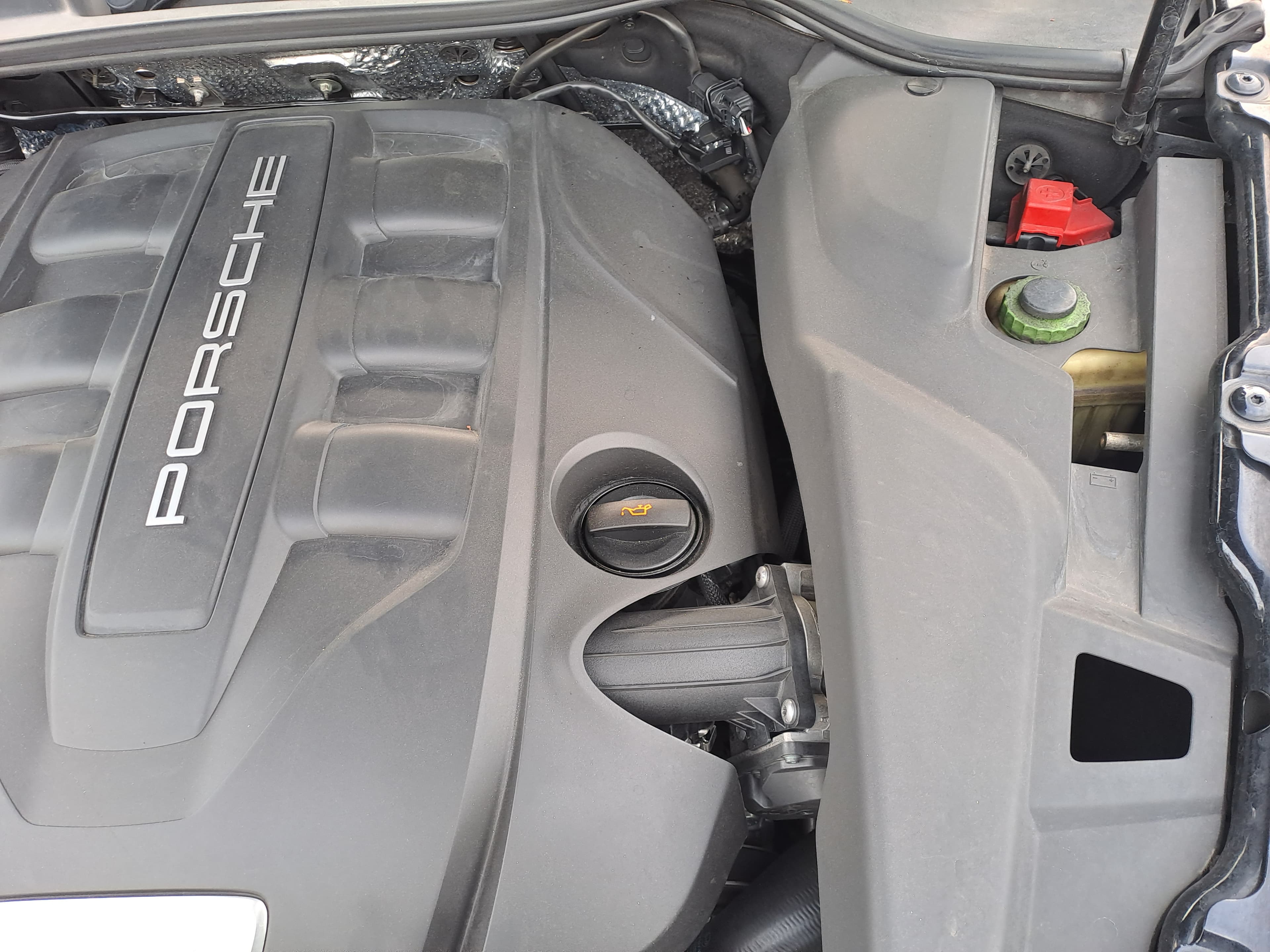 Porsche Cayenne 3.0 V6 · Ano 2012 — image 16