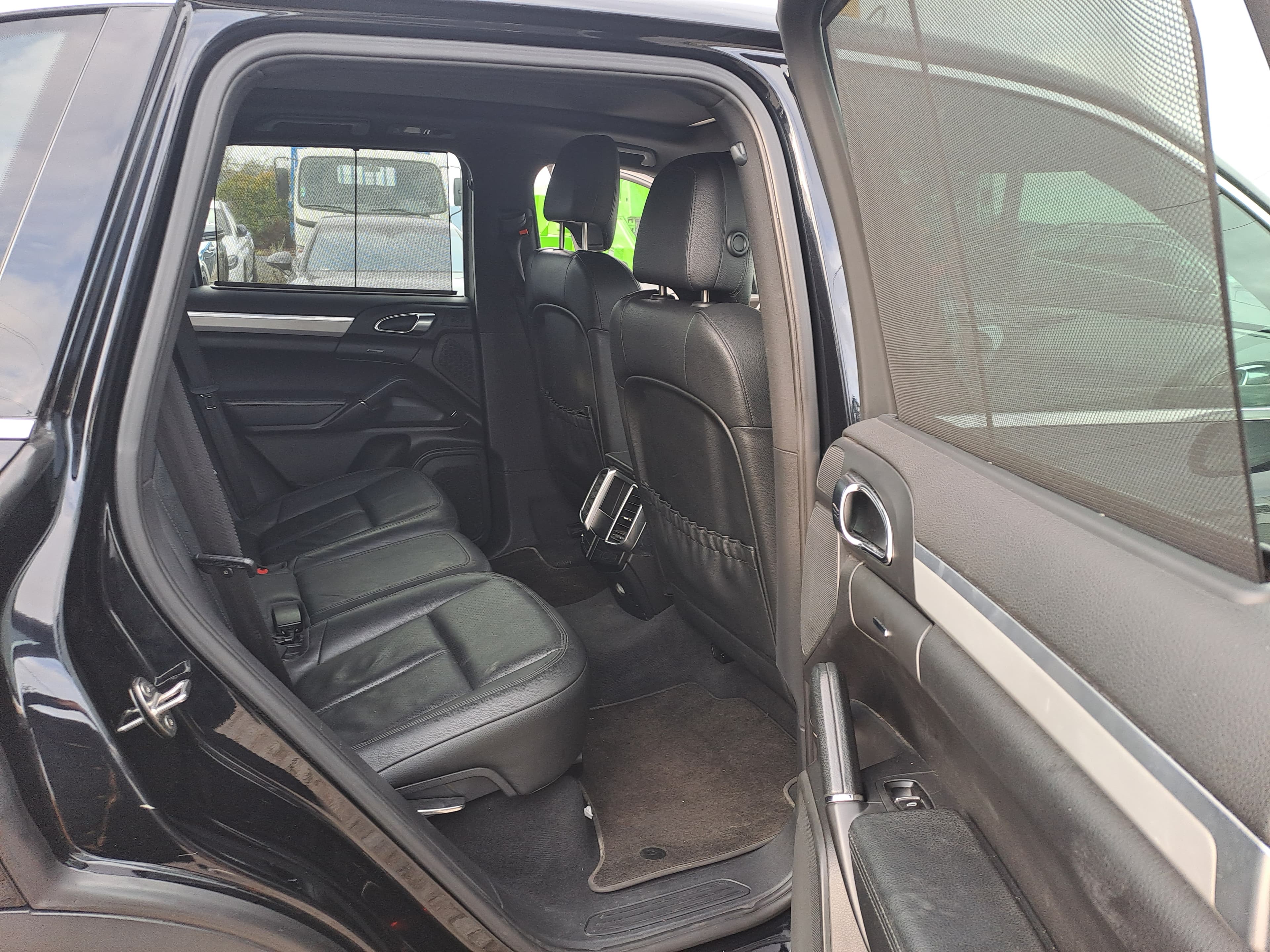 Porsche Cayenne 3.0 V6 · Ano 2012 — image 21