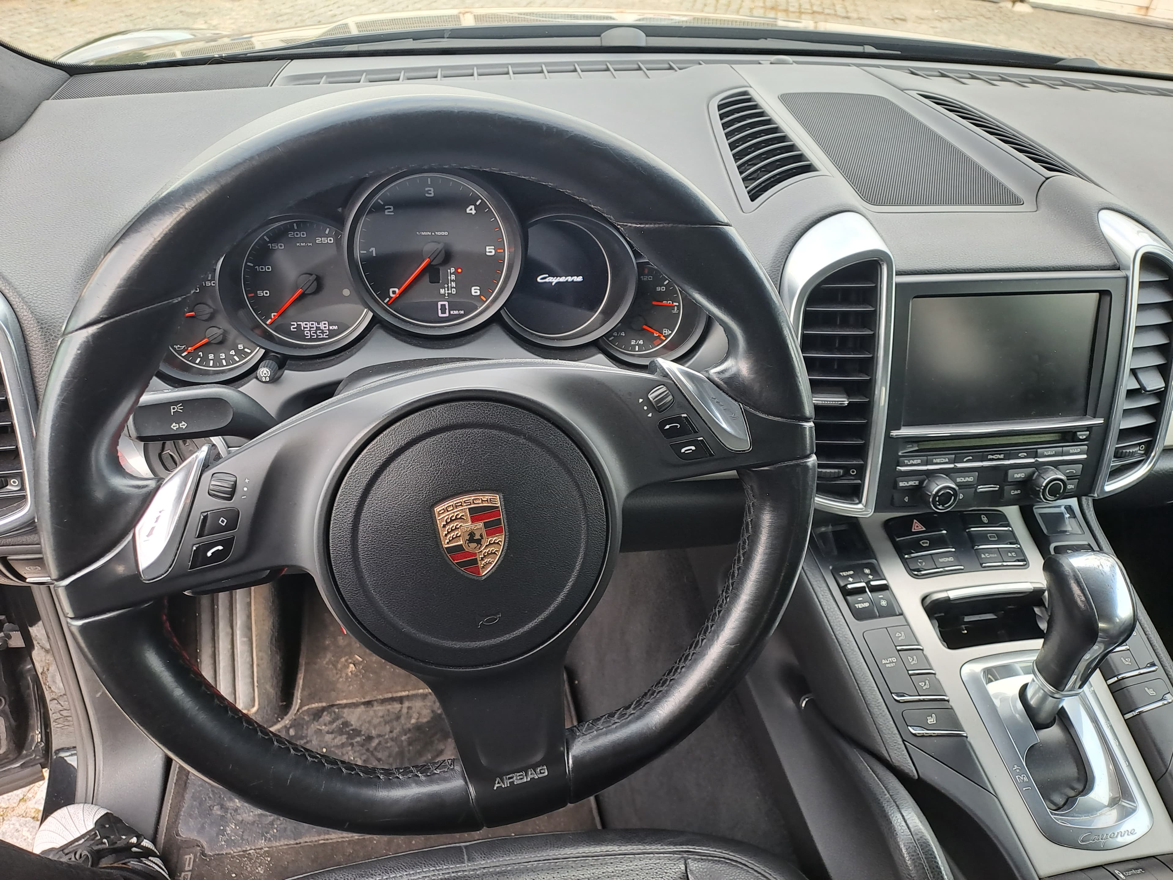 Porsche Cayenne 3.0 V6 · Ano 2012 — image 28