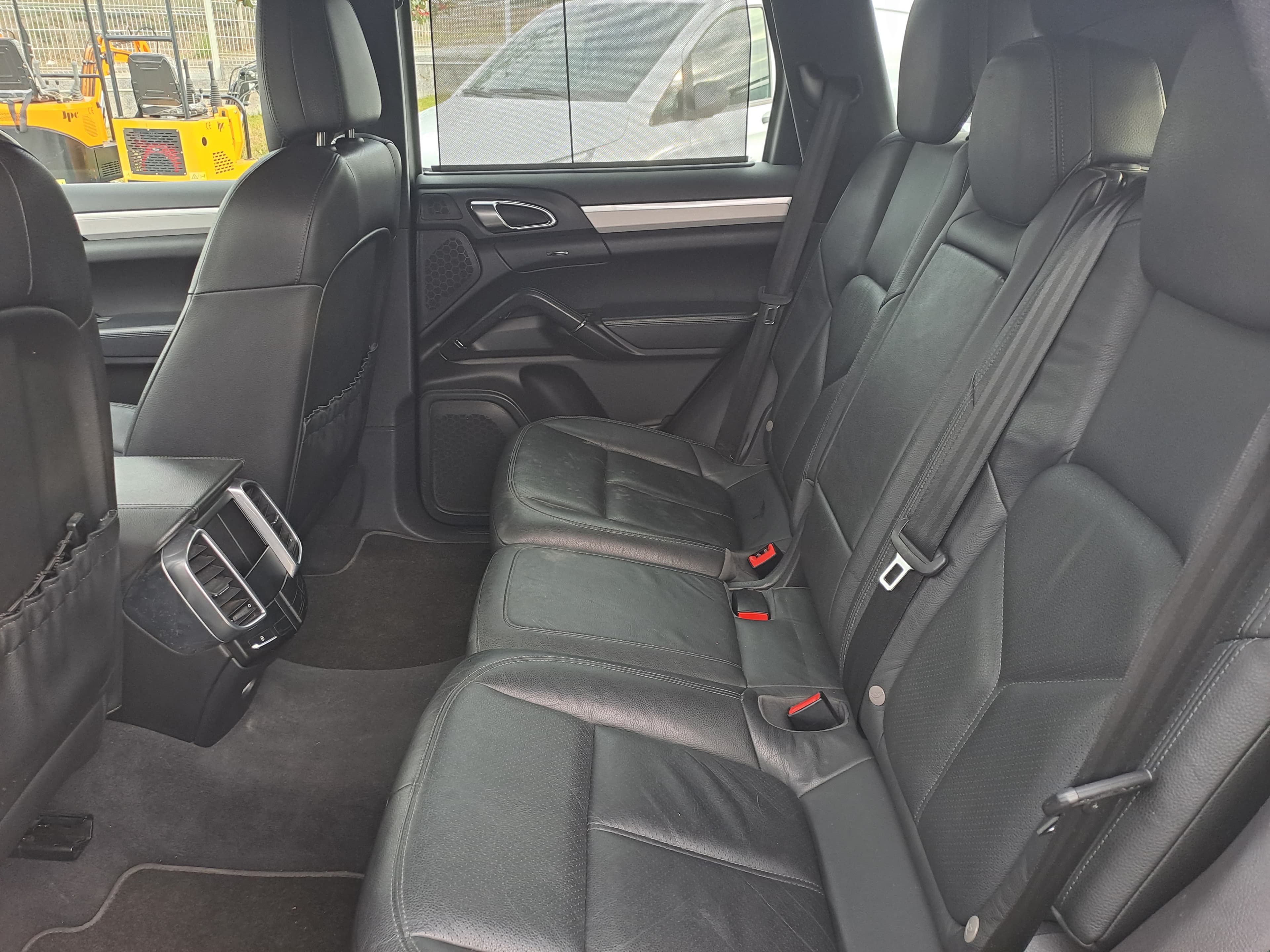 Porsche Cayenne 3.0 V6 · Ano 2012 — image 20