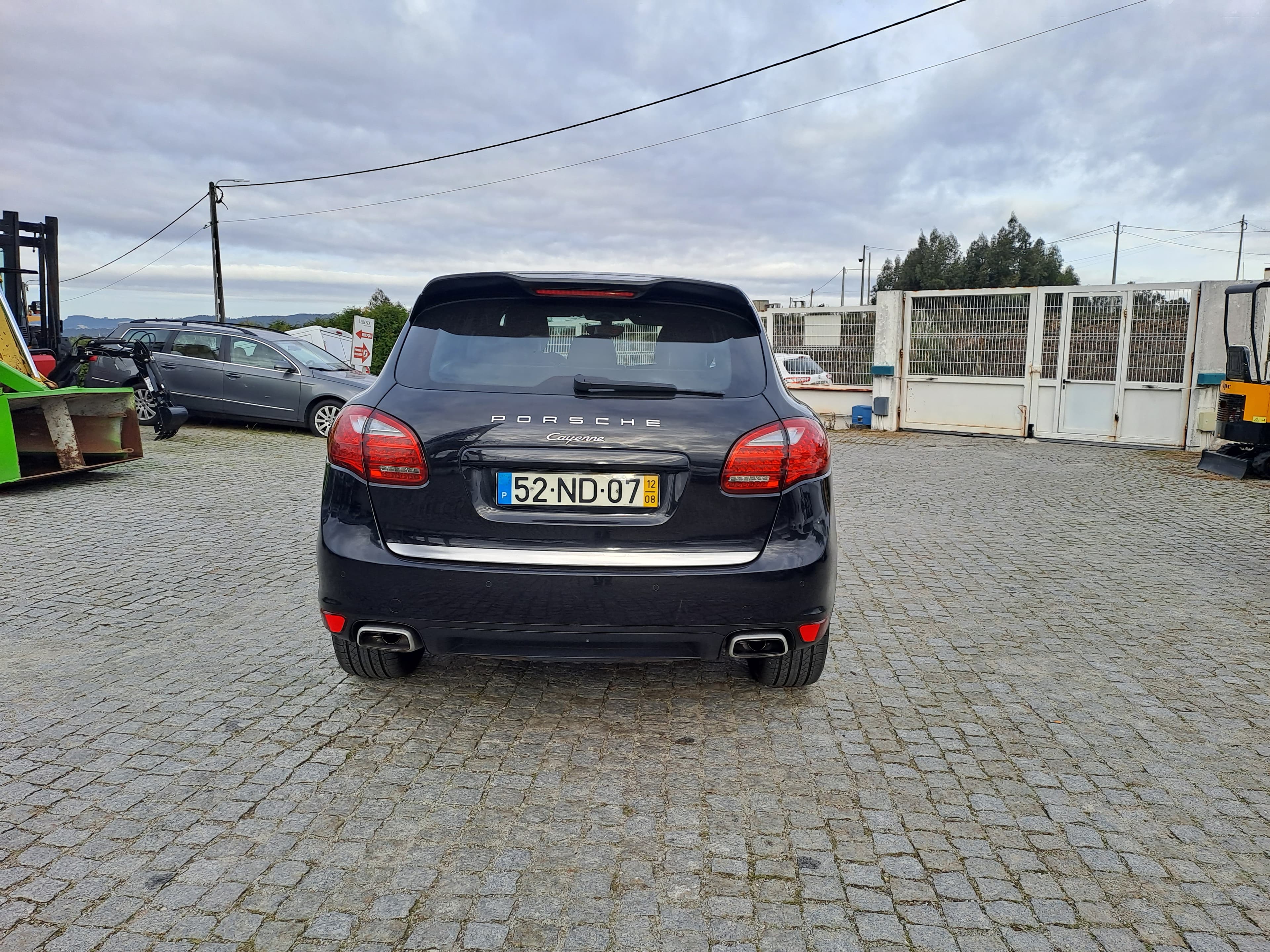 Porsche Cayenne 3.0 V6 · Ano 2012 — image 6