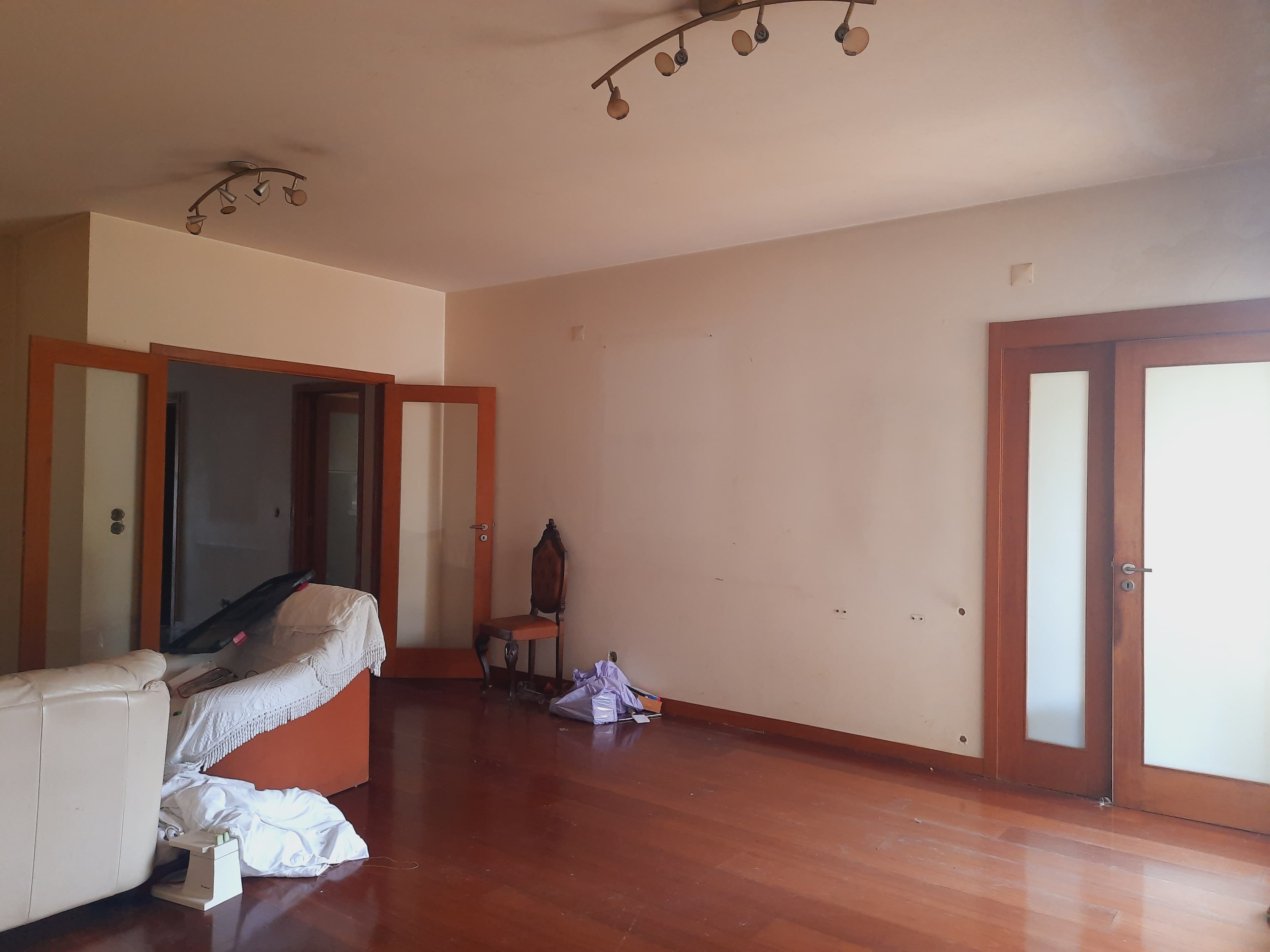Apartamento T2+1 c/ Garagem · Vila Nova de Gaia — imagem 9