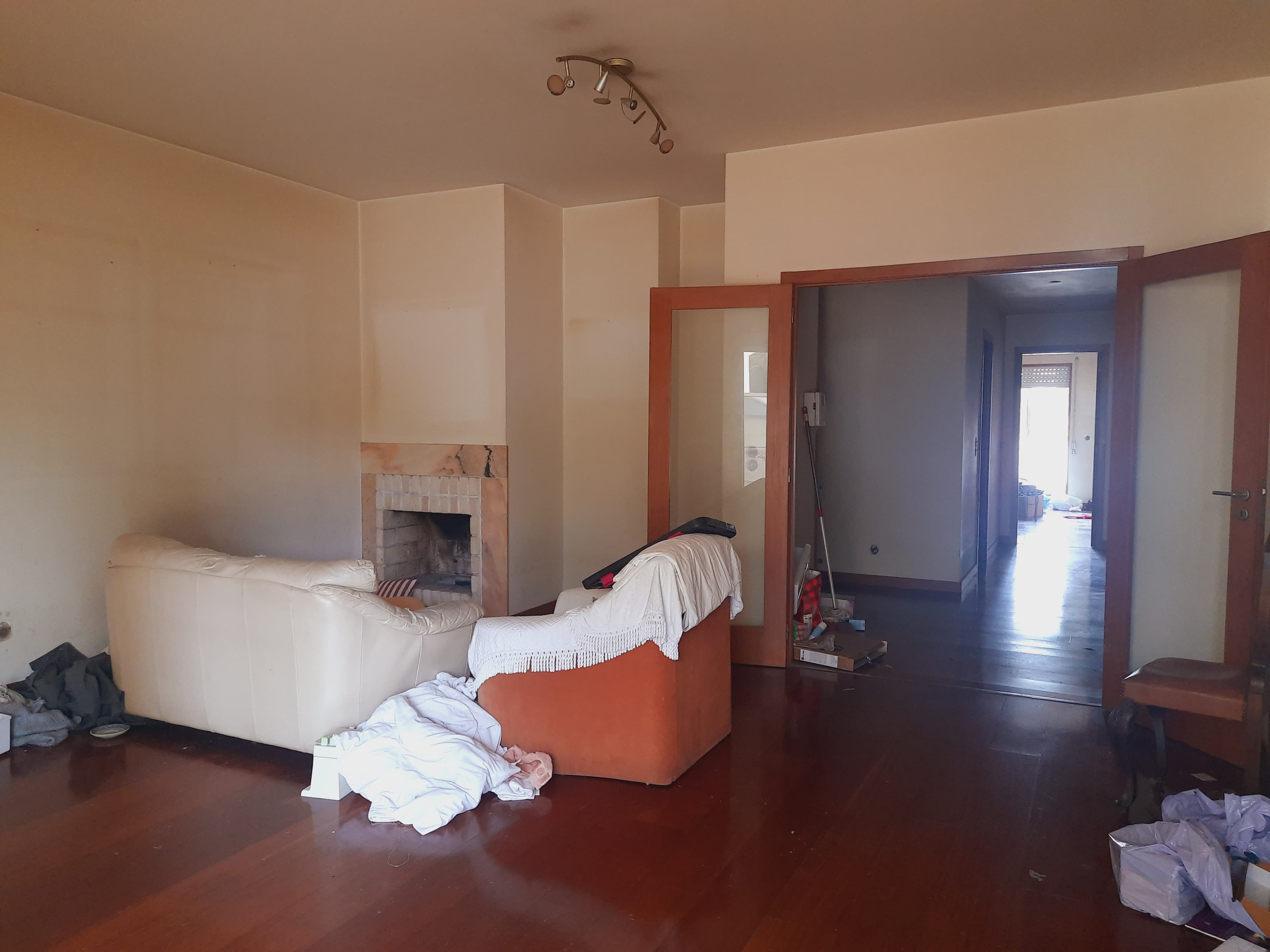 Apartamento T2+1 c/ Garagem · Vila Nova de Gaia — imagem 8