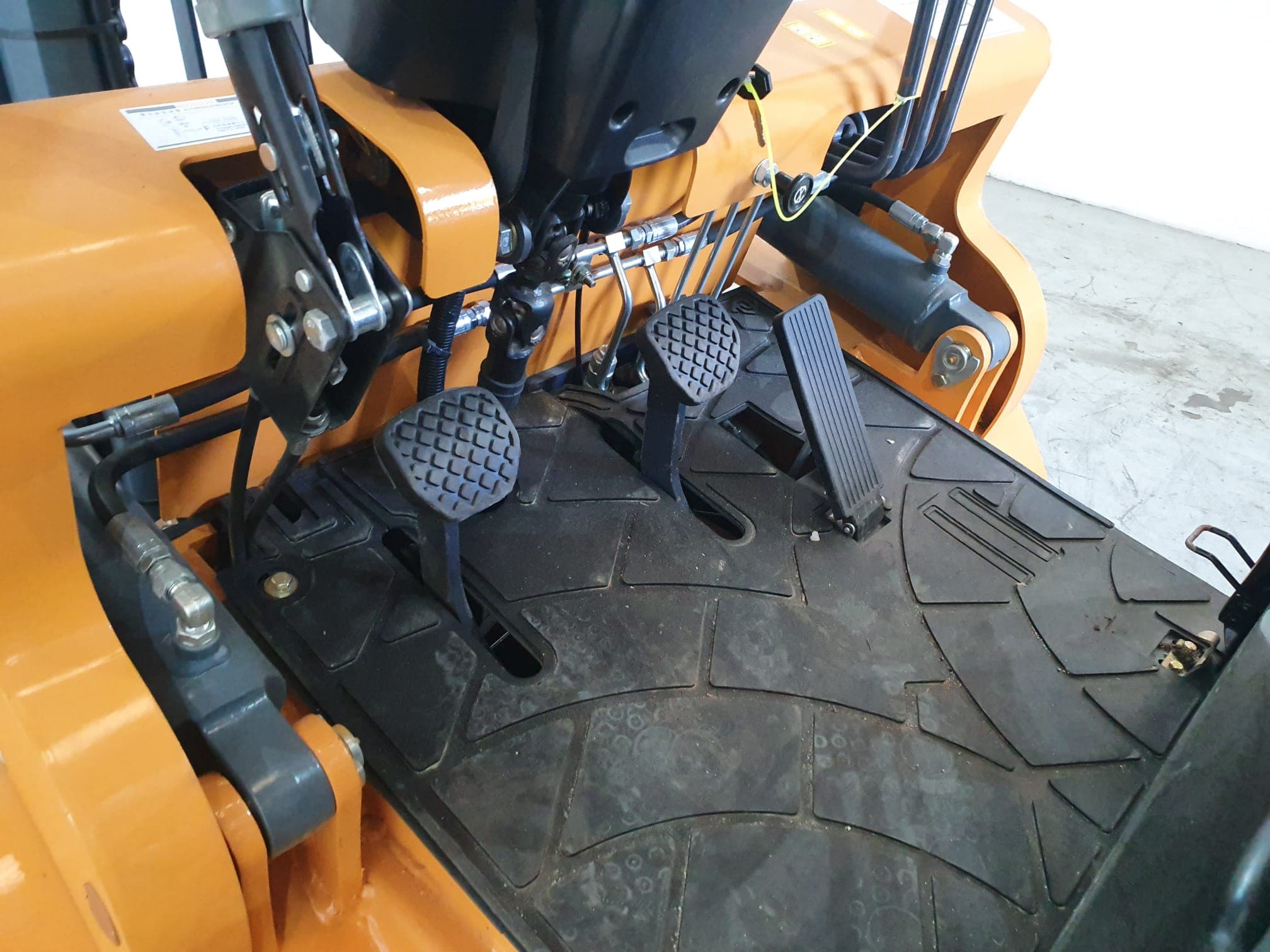 Empilhador Apache HH307 — imagen 11