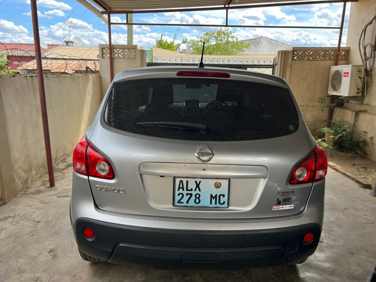 Nissan Duals 2.0 · Ano 2007 — imagem 15