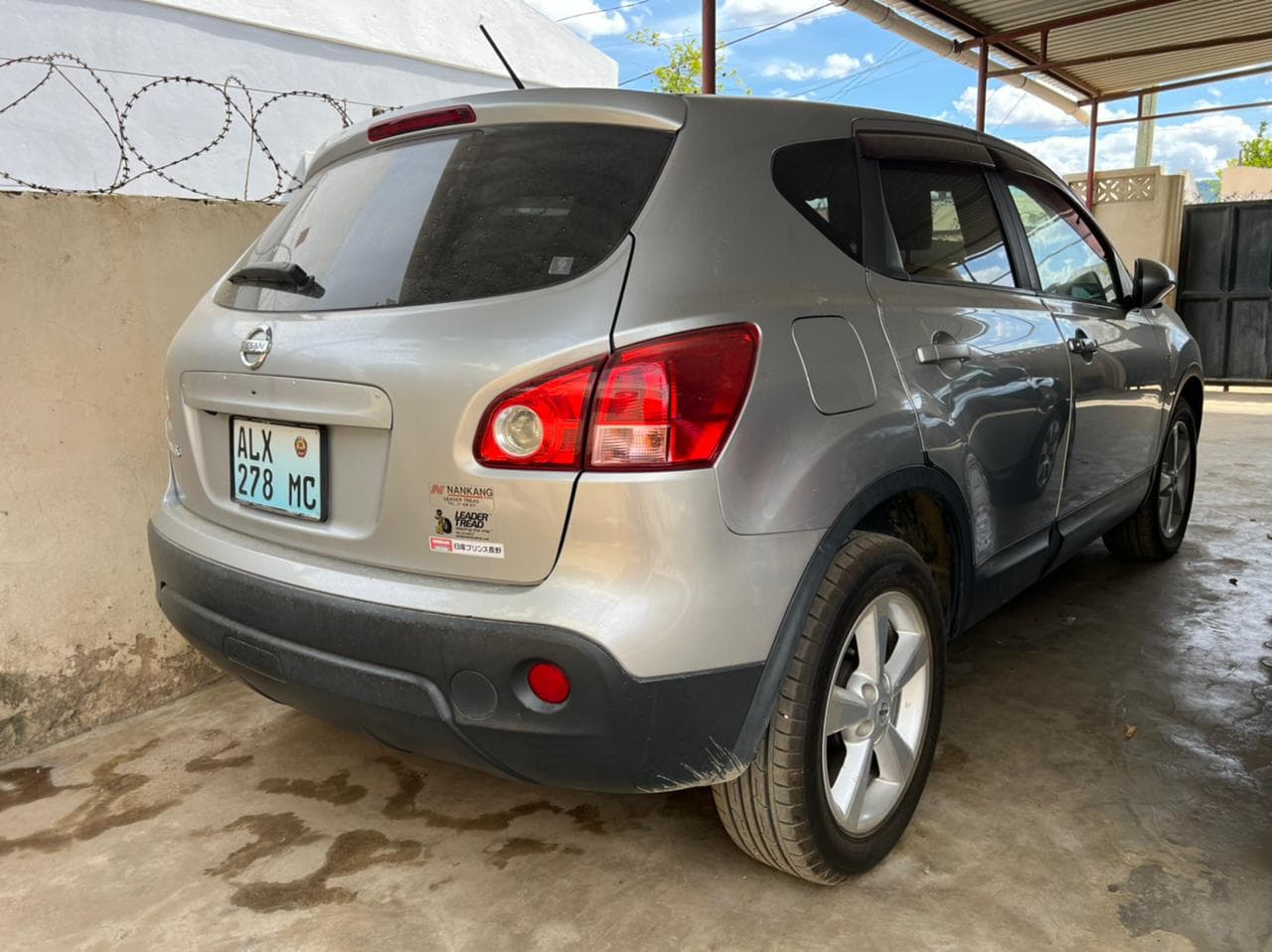 Nissan Duals 2.0 · Ano 2007 — imagem 8