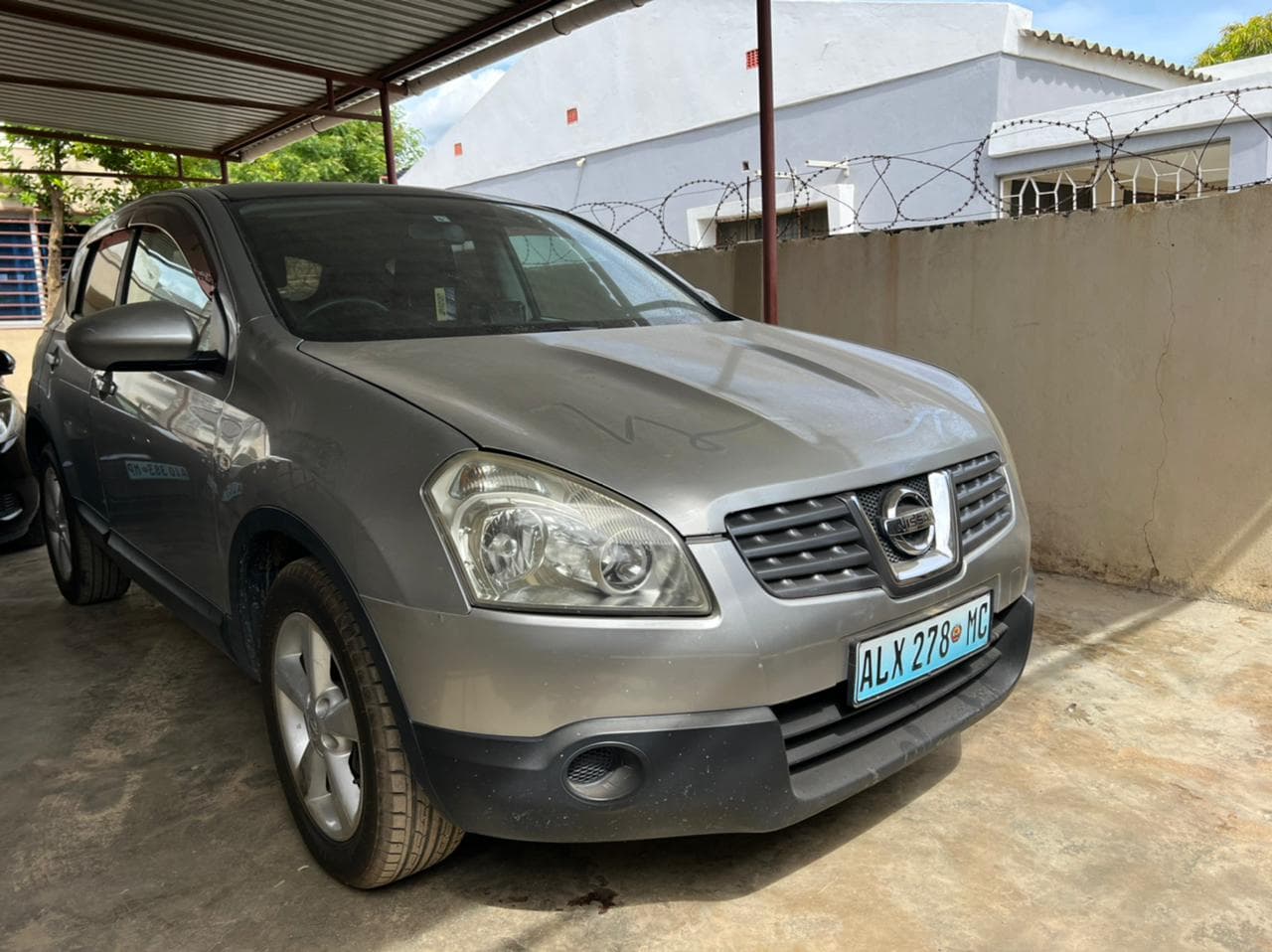 Nissan Duals 2.0 · Ano 2007 — imagem 18