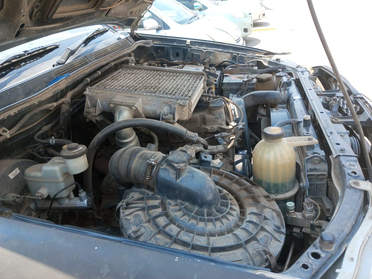 Toyota Hilux · Ano 2010 — imagem 4