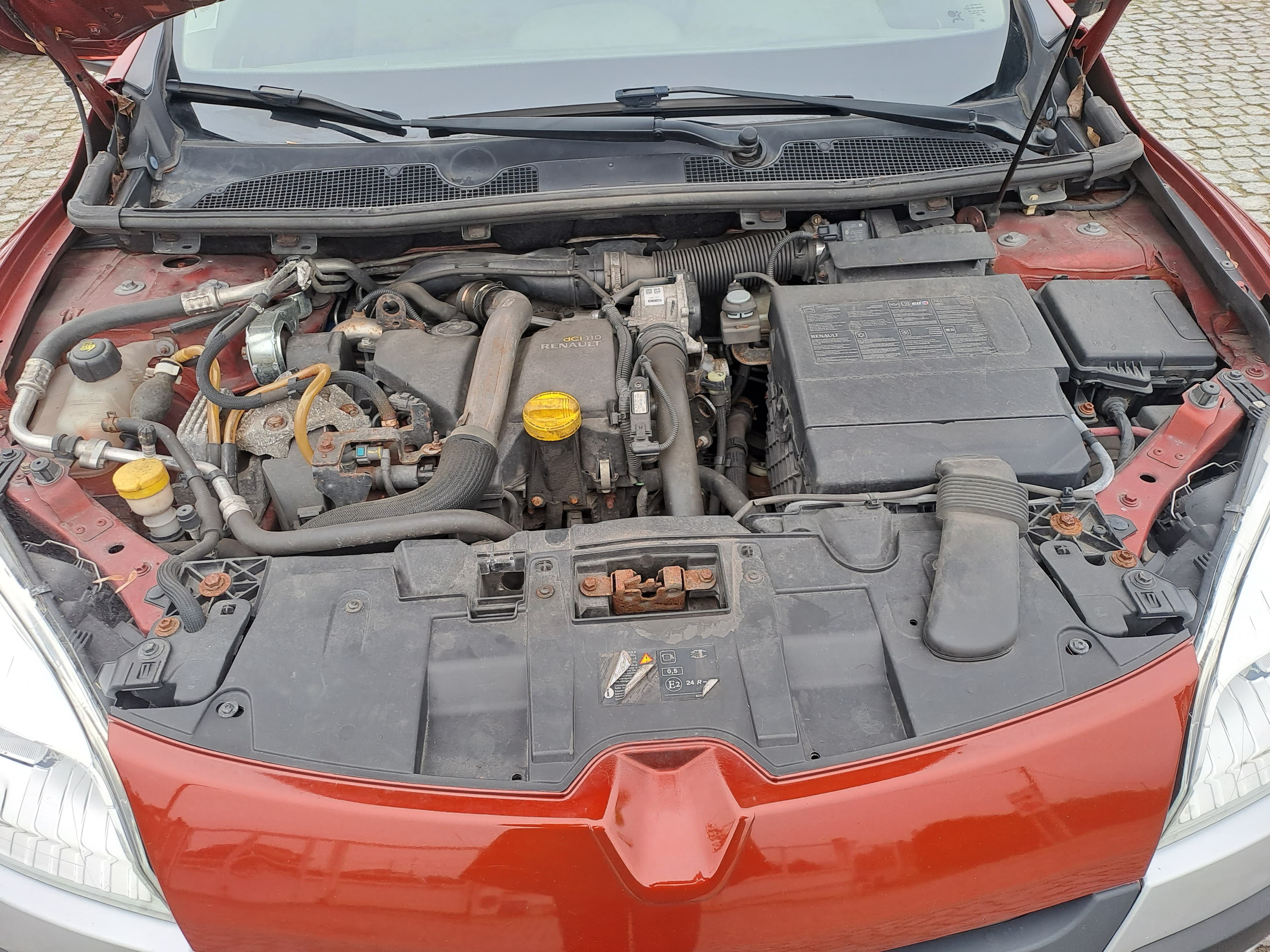 Renault Mégane DCI · Ano 2010 — imagem 21
