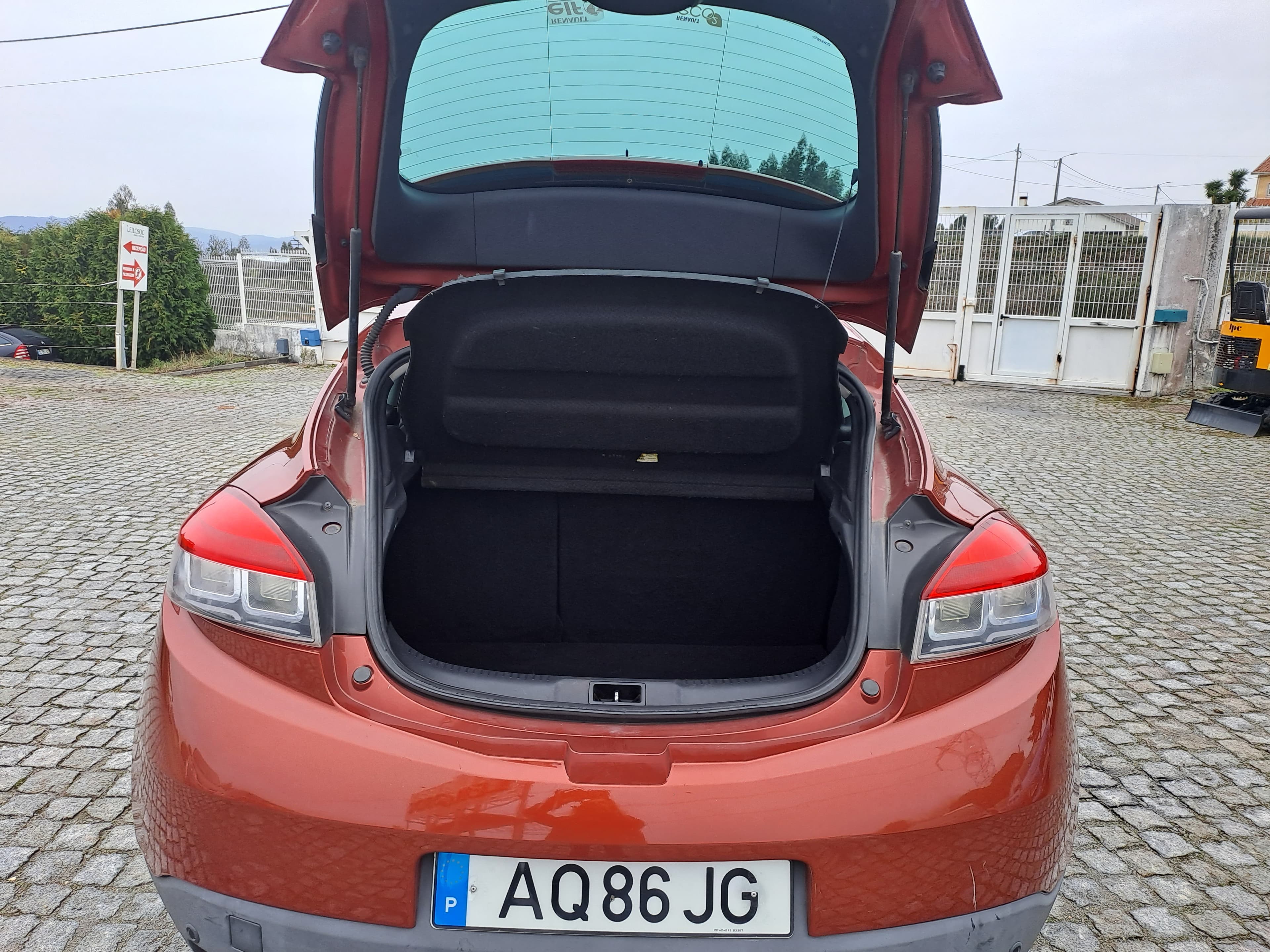 Renault Mégane DCI · Ano 2010 — imagem 17