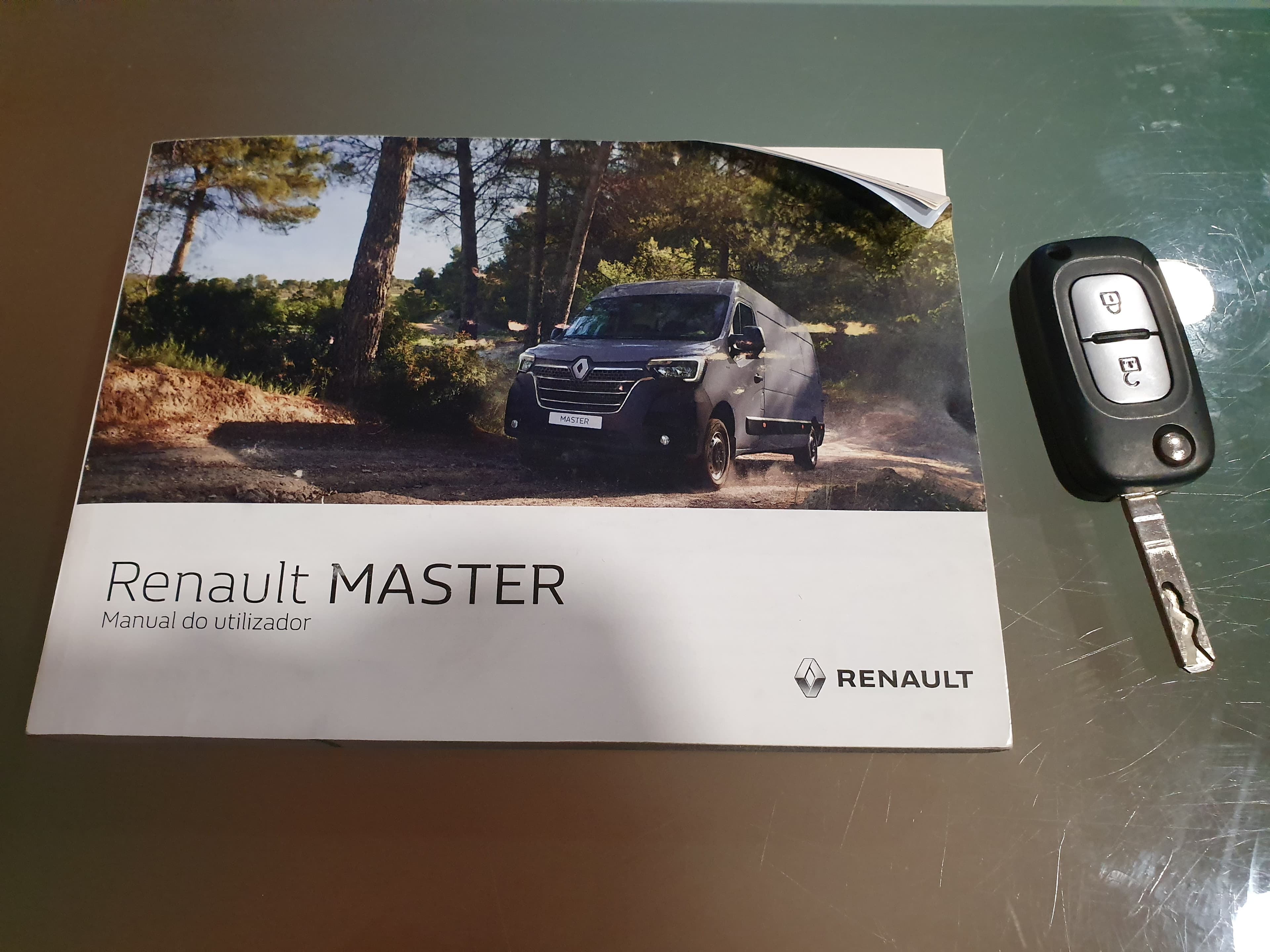 Renault Master · Ano 2021 — imagen 37