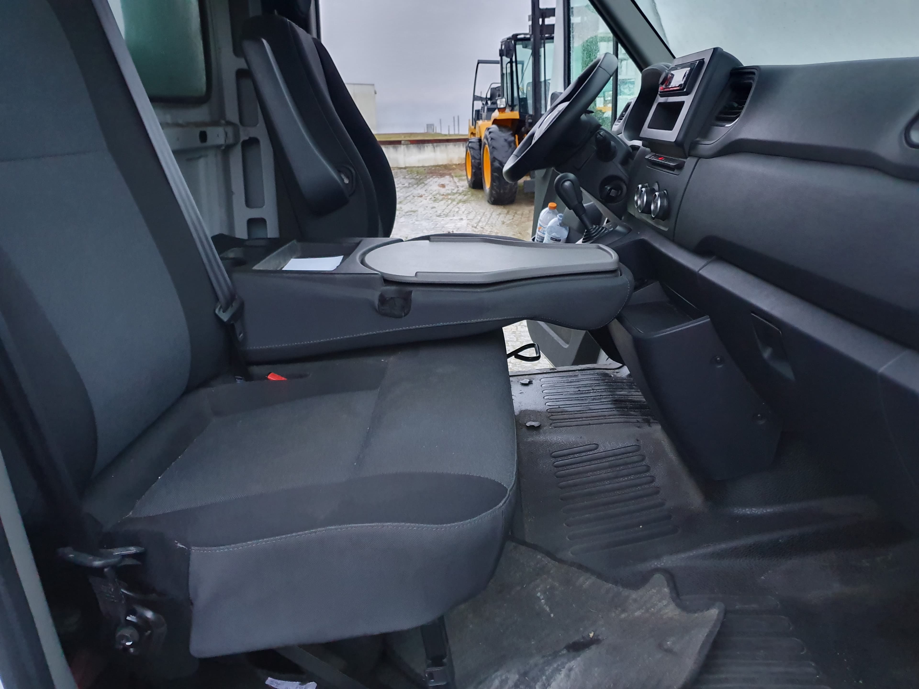 Renault Master · Ano 2021 — imagen 28