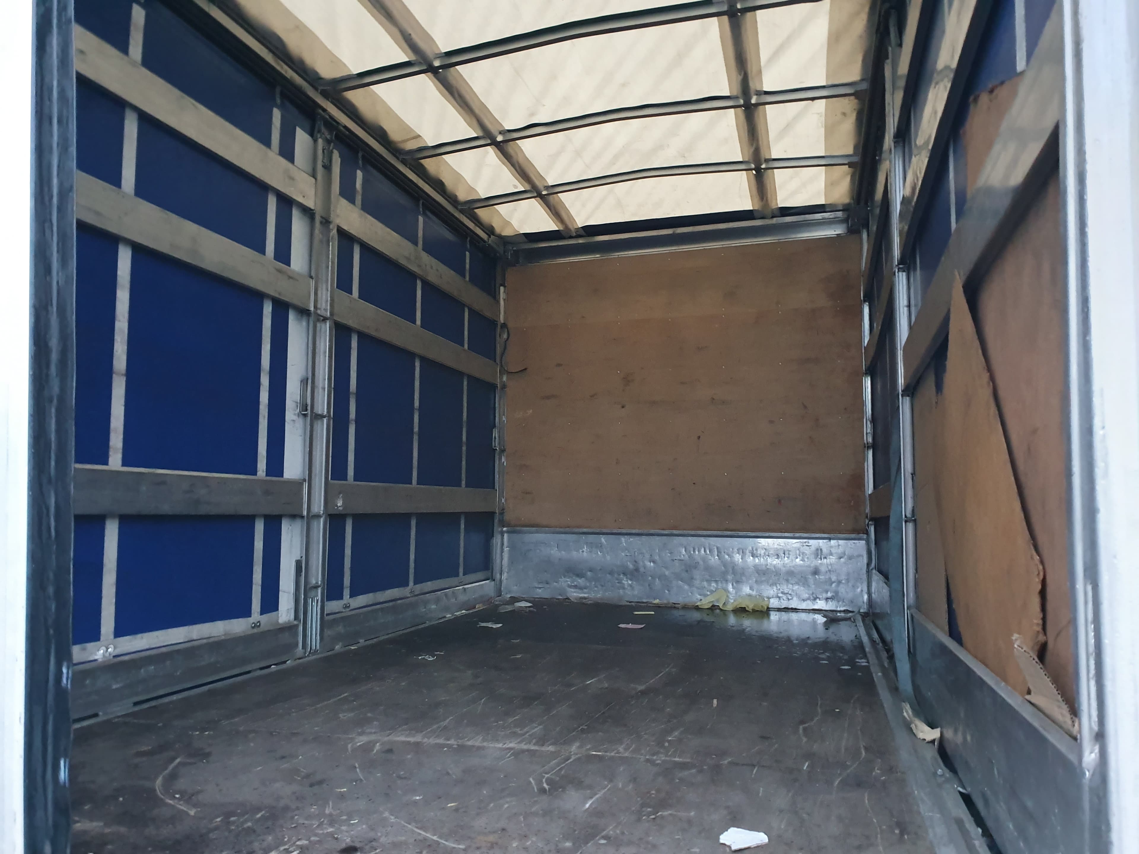 Renault Master · Ano 2021 — imagen 8
