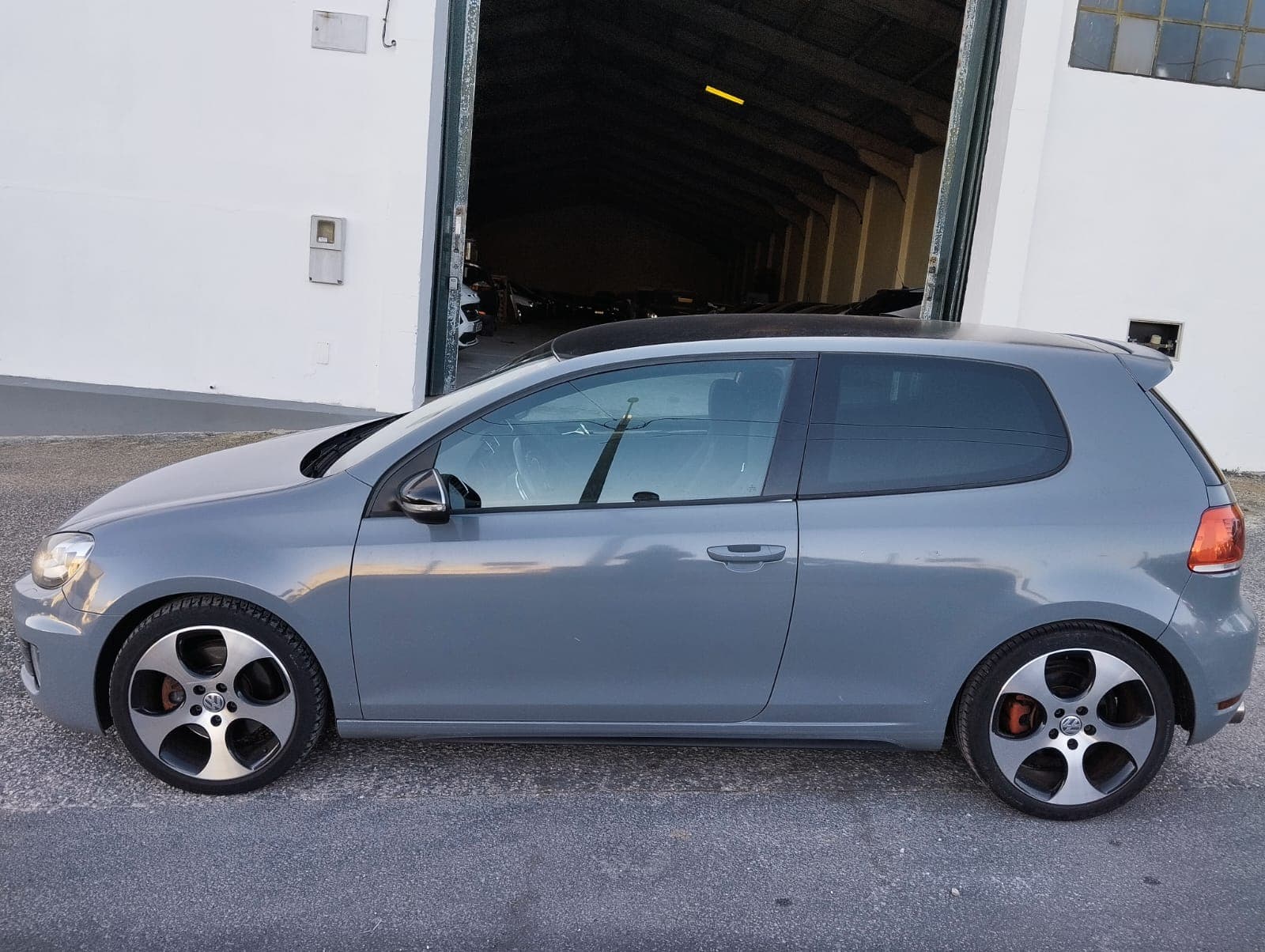 Volkswagen Golf 2.0 GTI · Ano 2010 — imagem 11