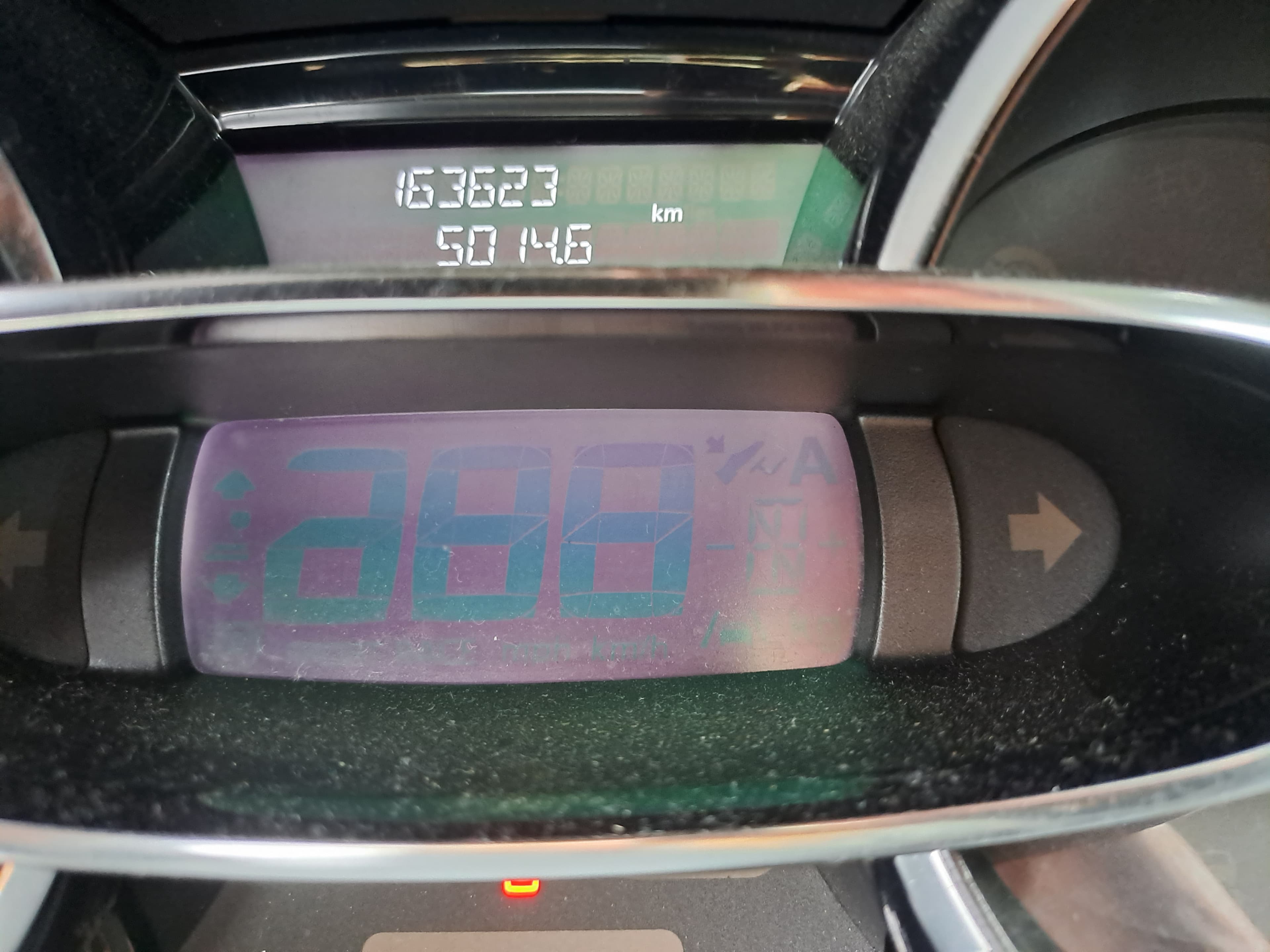 Renault Clio DCI · Ano 2015 — image 19