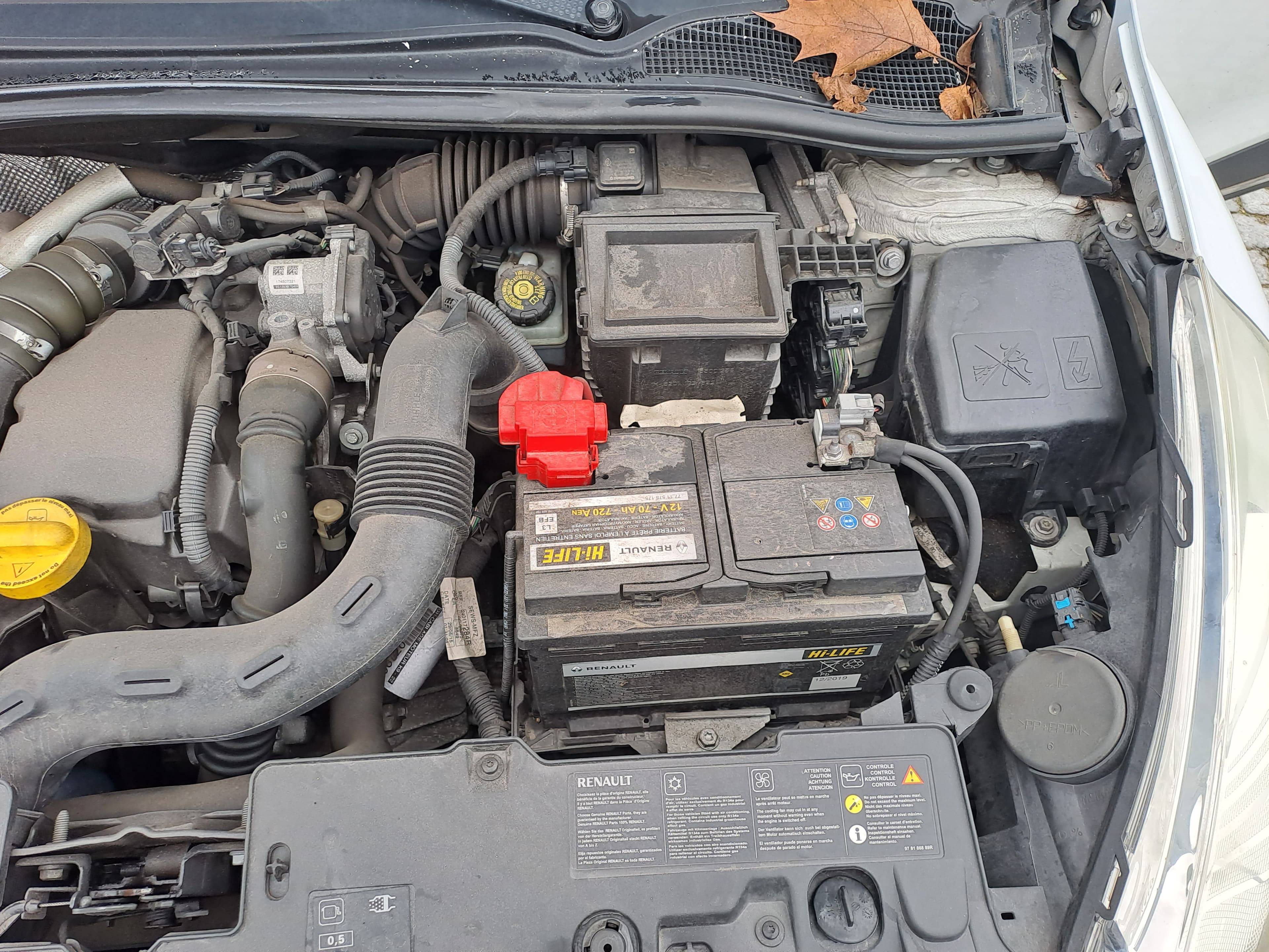 Renault Clio DCI · Ano 2015 — image 24