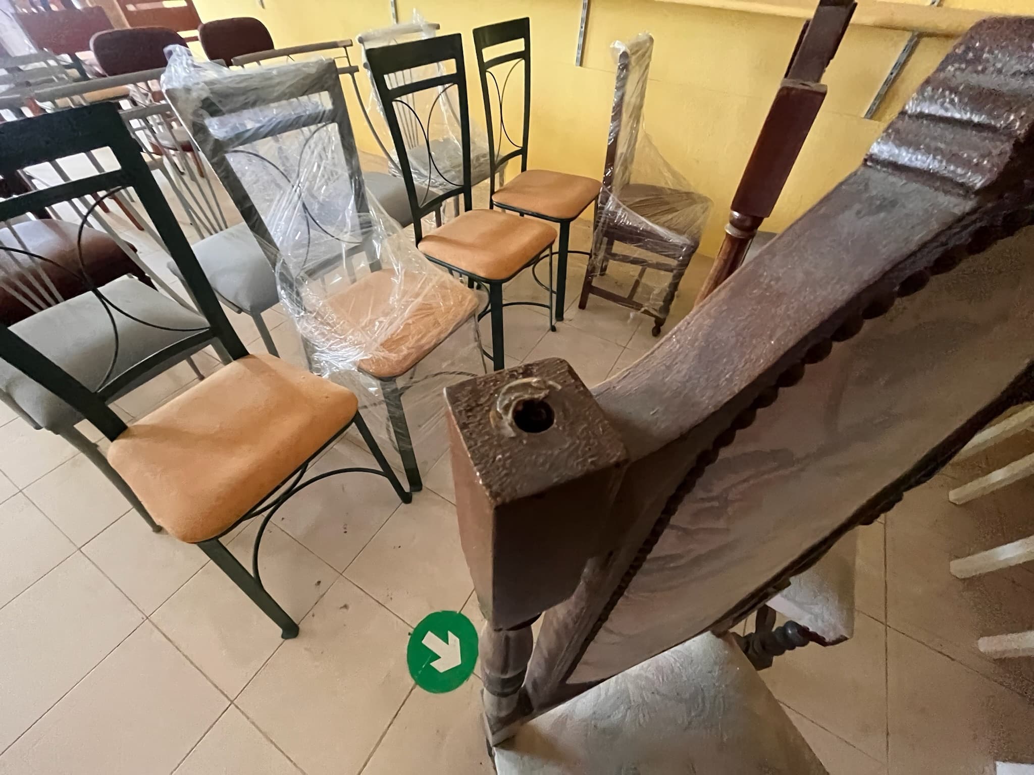 Cadeiras de madeira — imagen 3