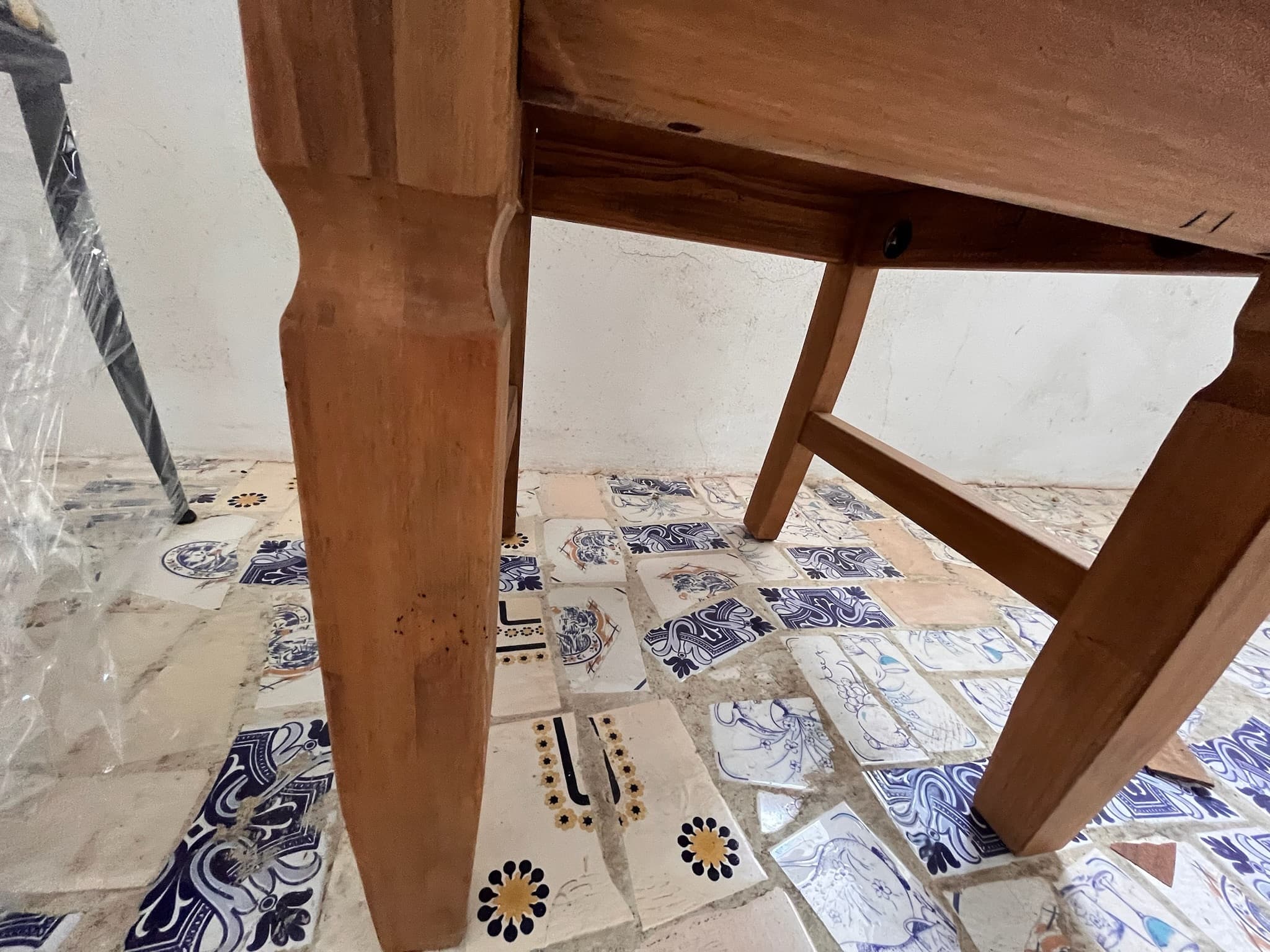 Cadeiras de madeira — imagem 4