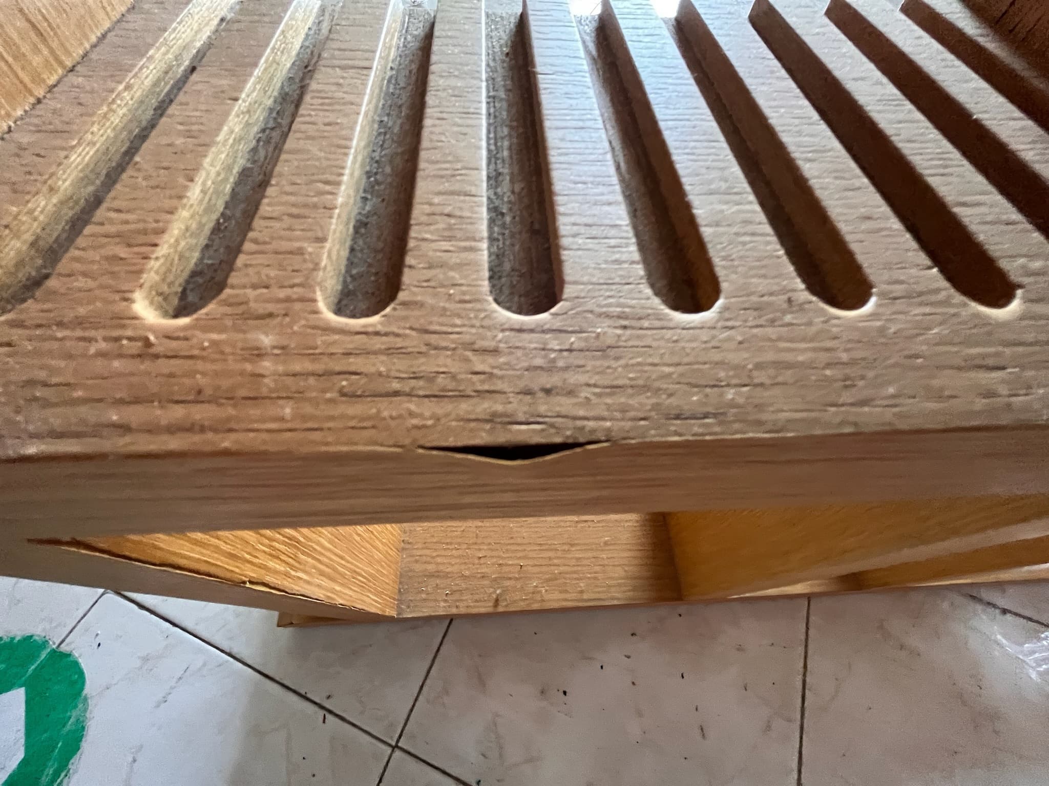 Estantería de madera para CDs y DVDs — imagen 4