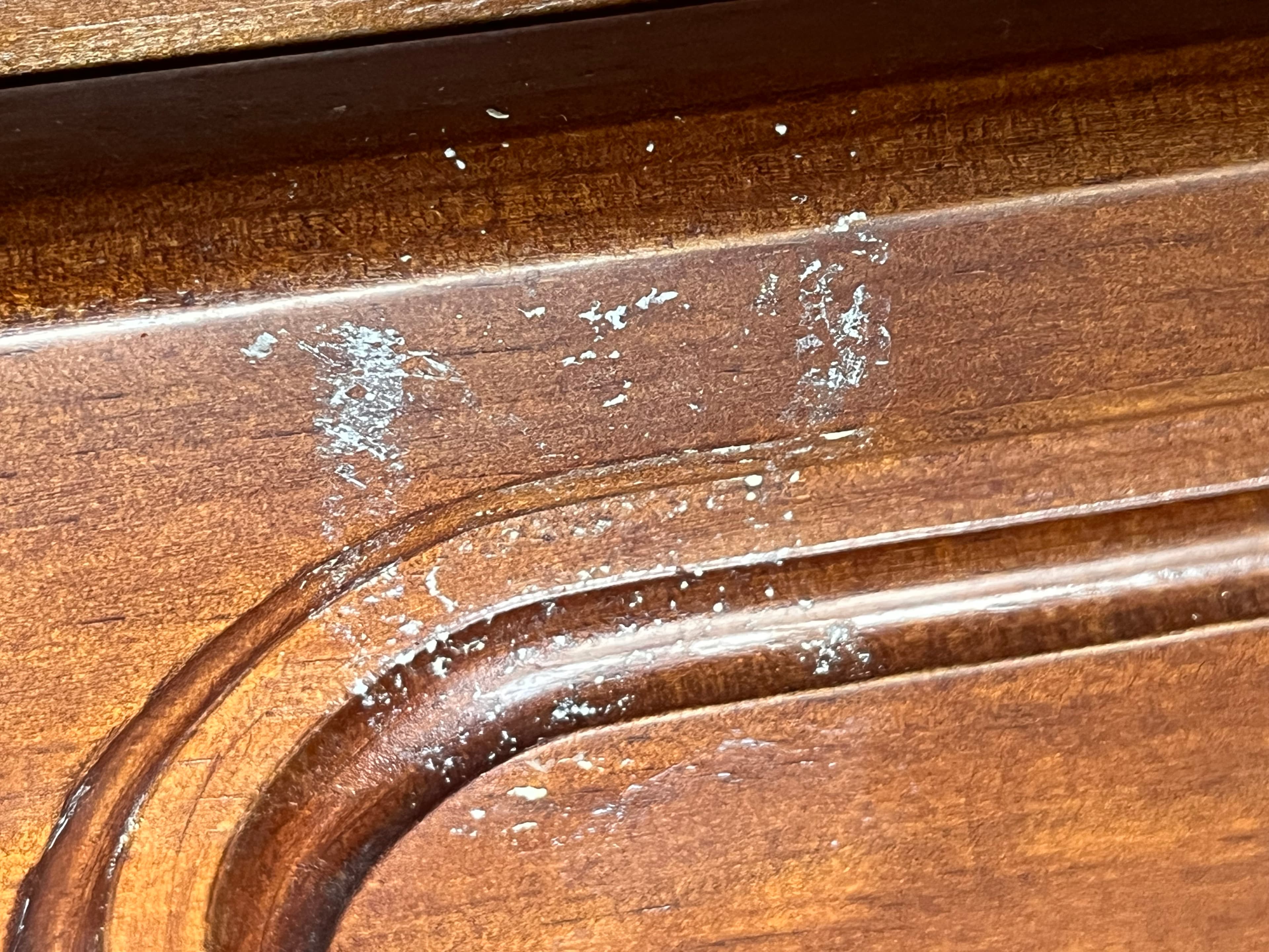 Mesinha de cabeceira em madeira — imagen 2