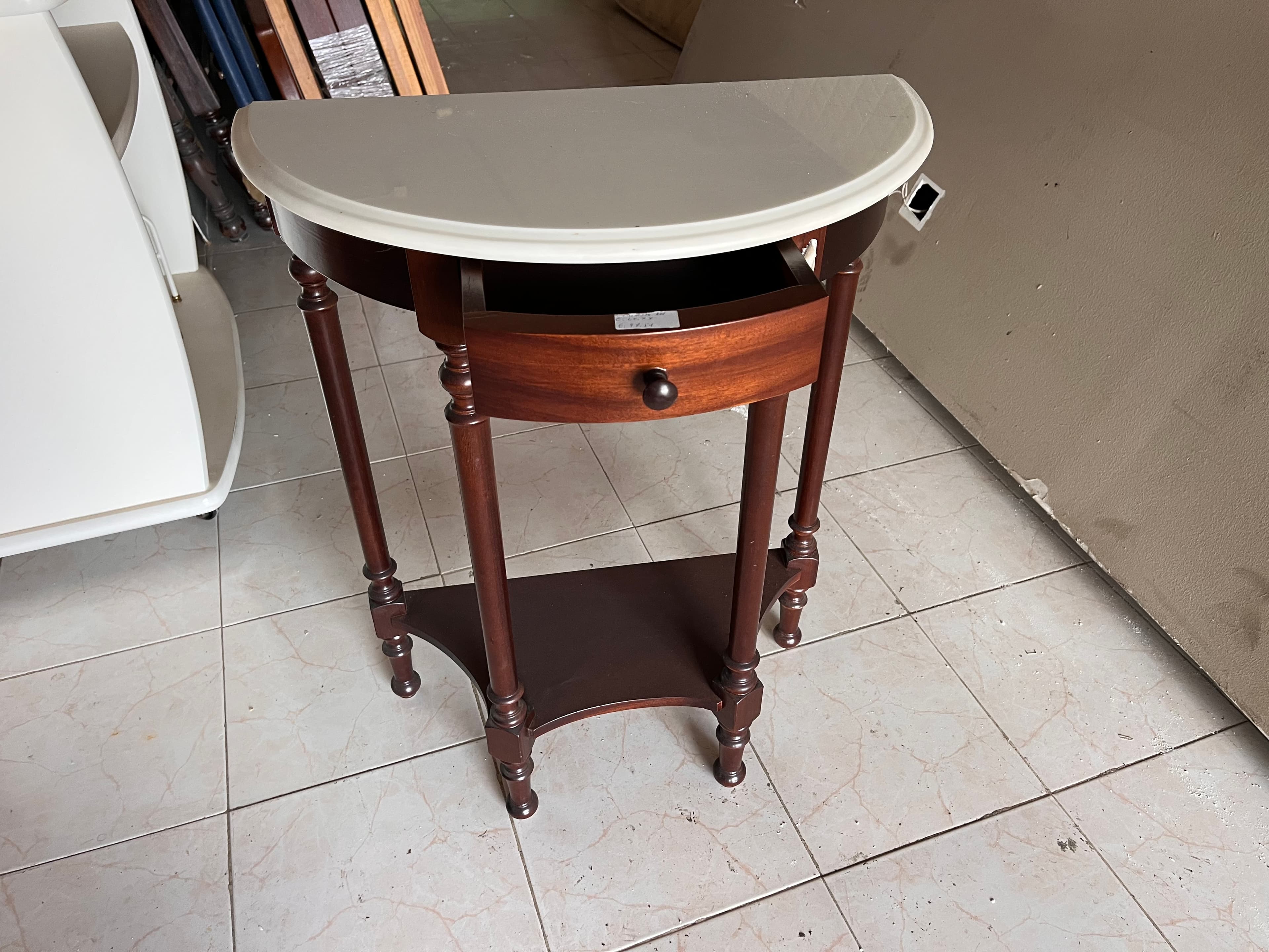 Consola em madeira — imagem 2