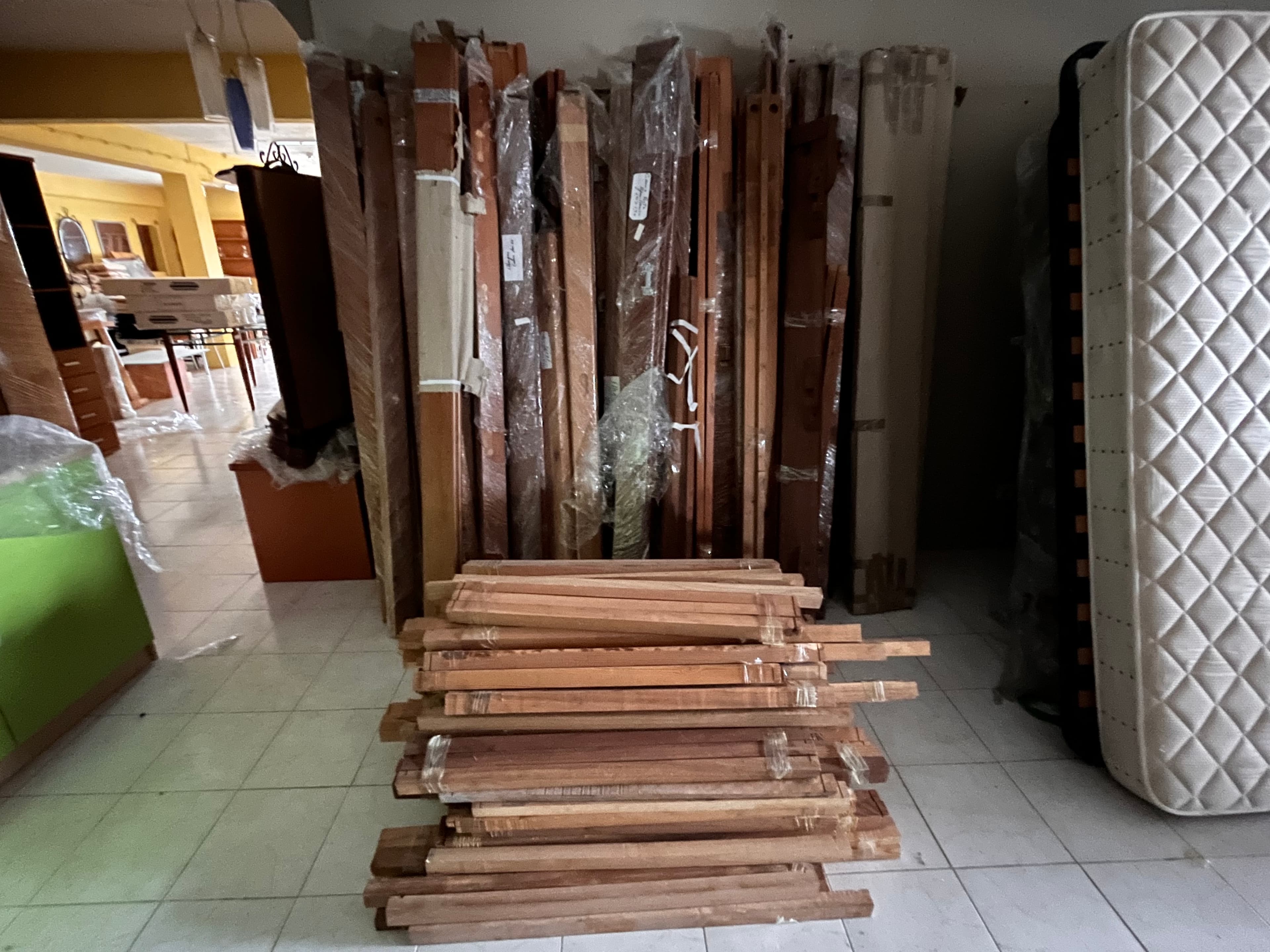 Peças de cama em madeira — imagem 1
